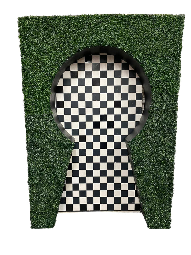 3D Hedge Key Arch With Diamond Backing