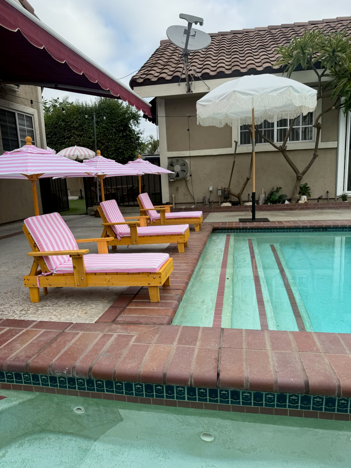 Kids Light Pink & White Striped Chaise Lounge
