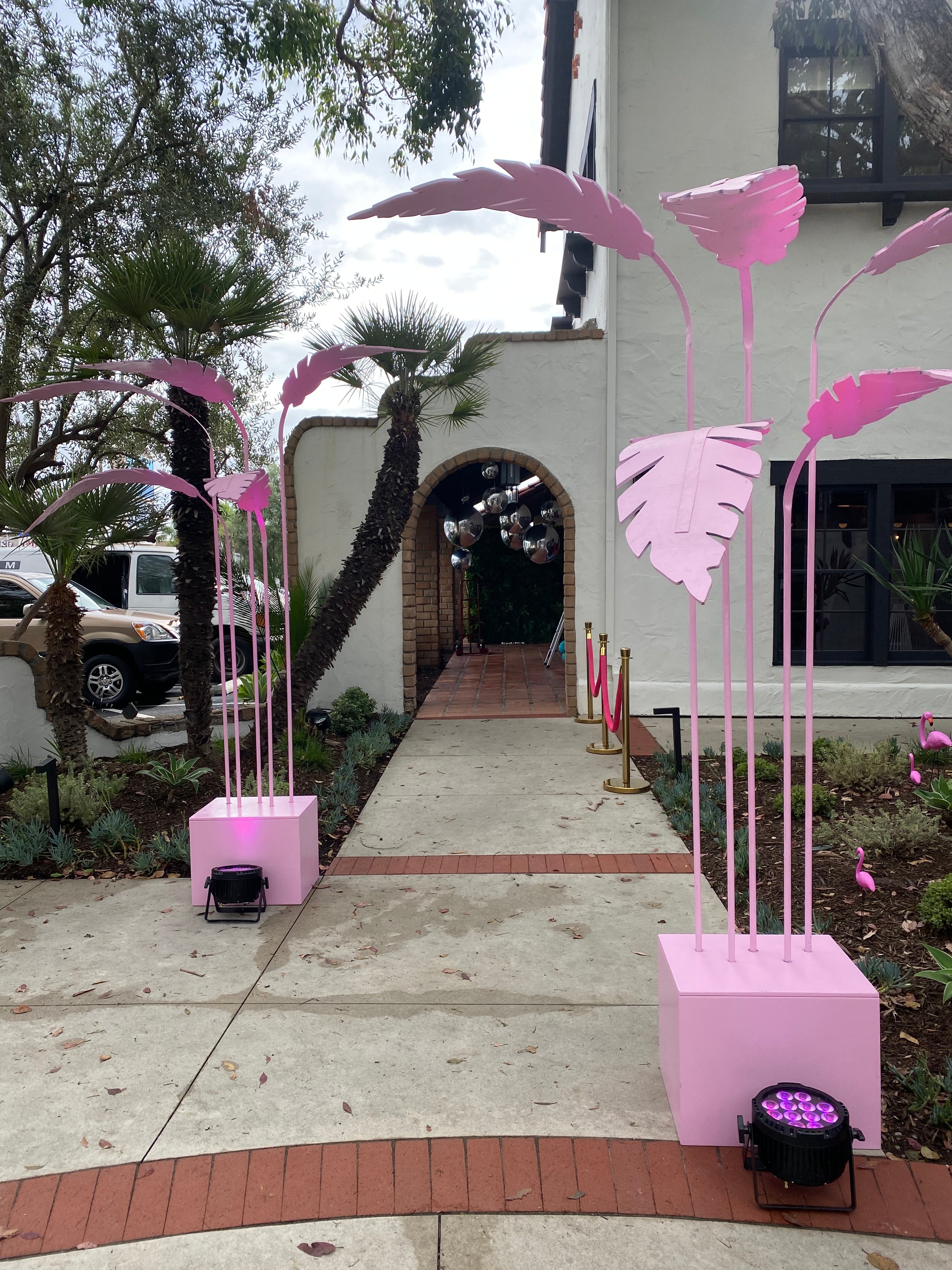 10 Foot Light Pink Palm Leaves