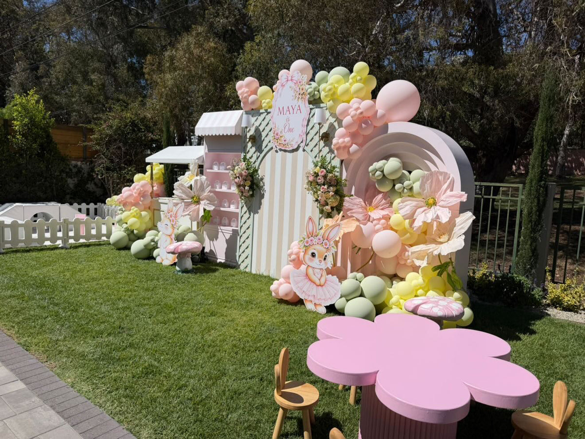 Kids Pink Flower Table