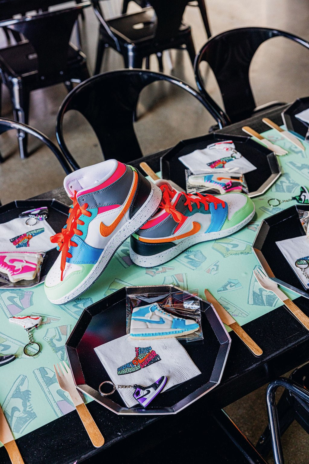 Kids Modern Black Table With White Metal Legs