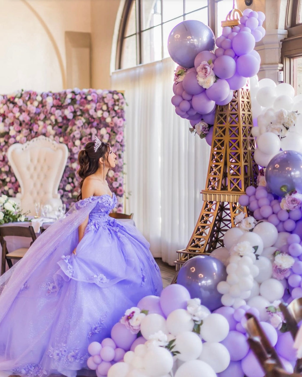 Adult White/White Royal Throne Chair