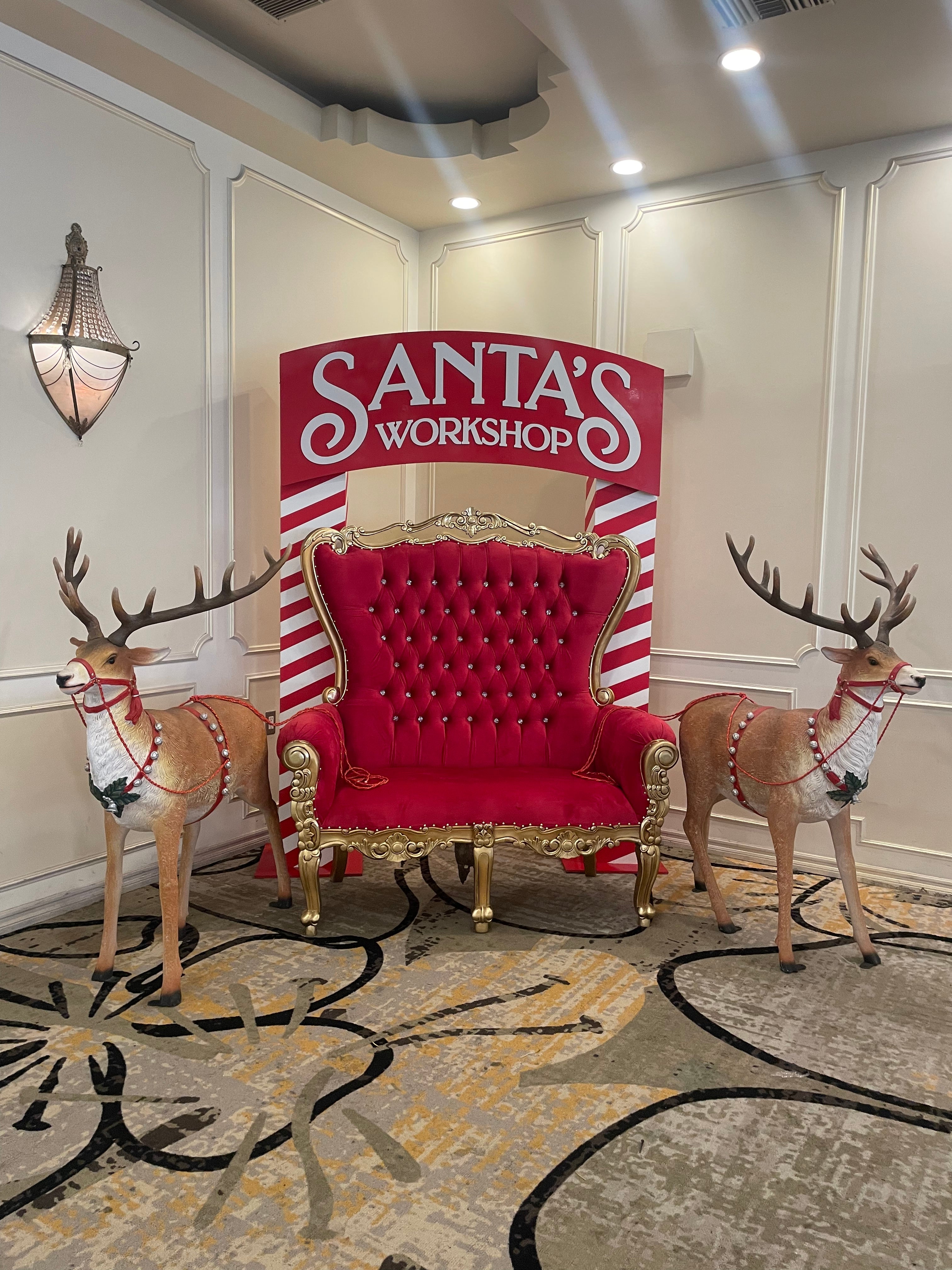 Santa’s Workshop Arch