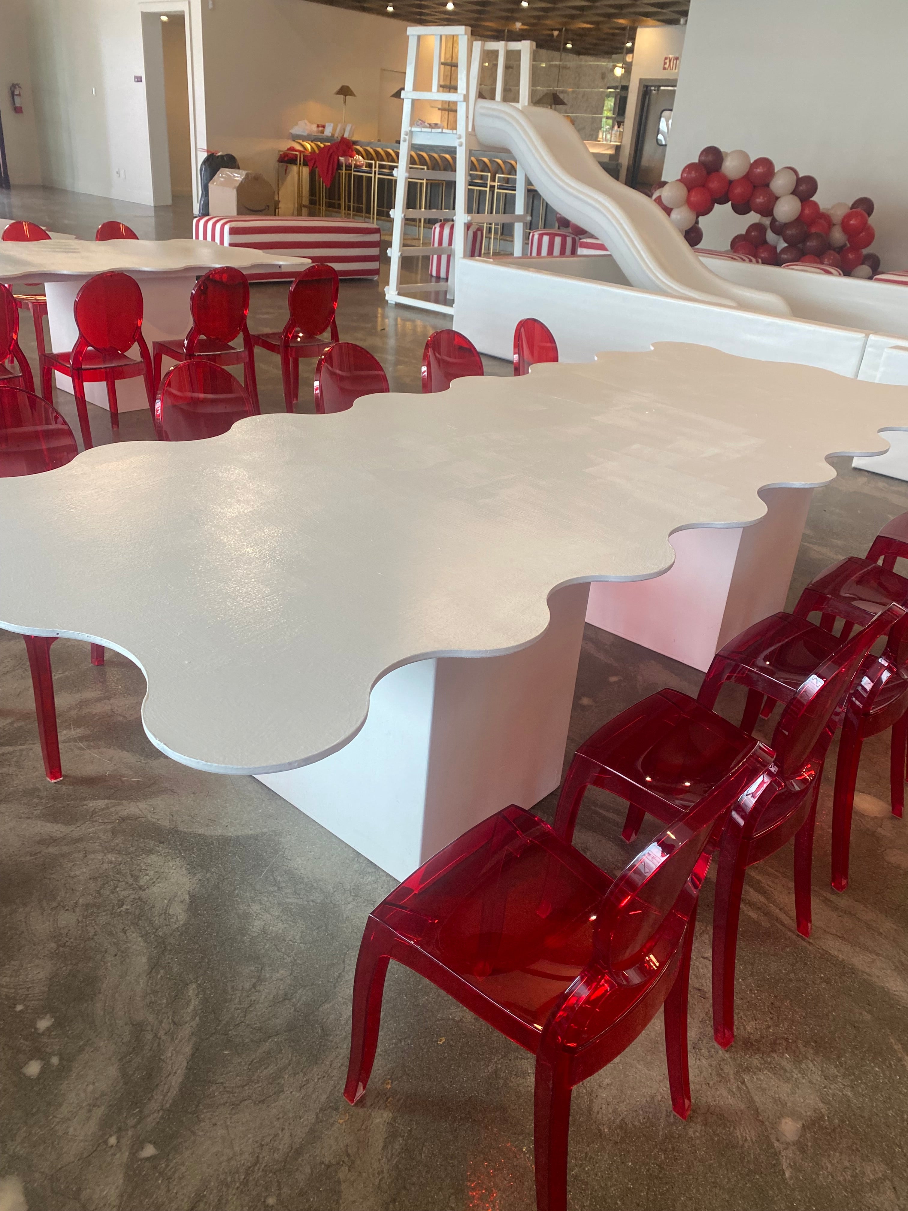 Kids White Wavy Table