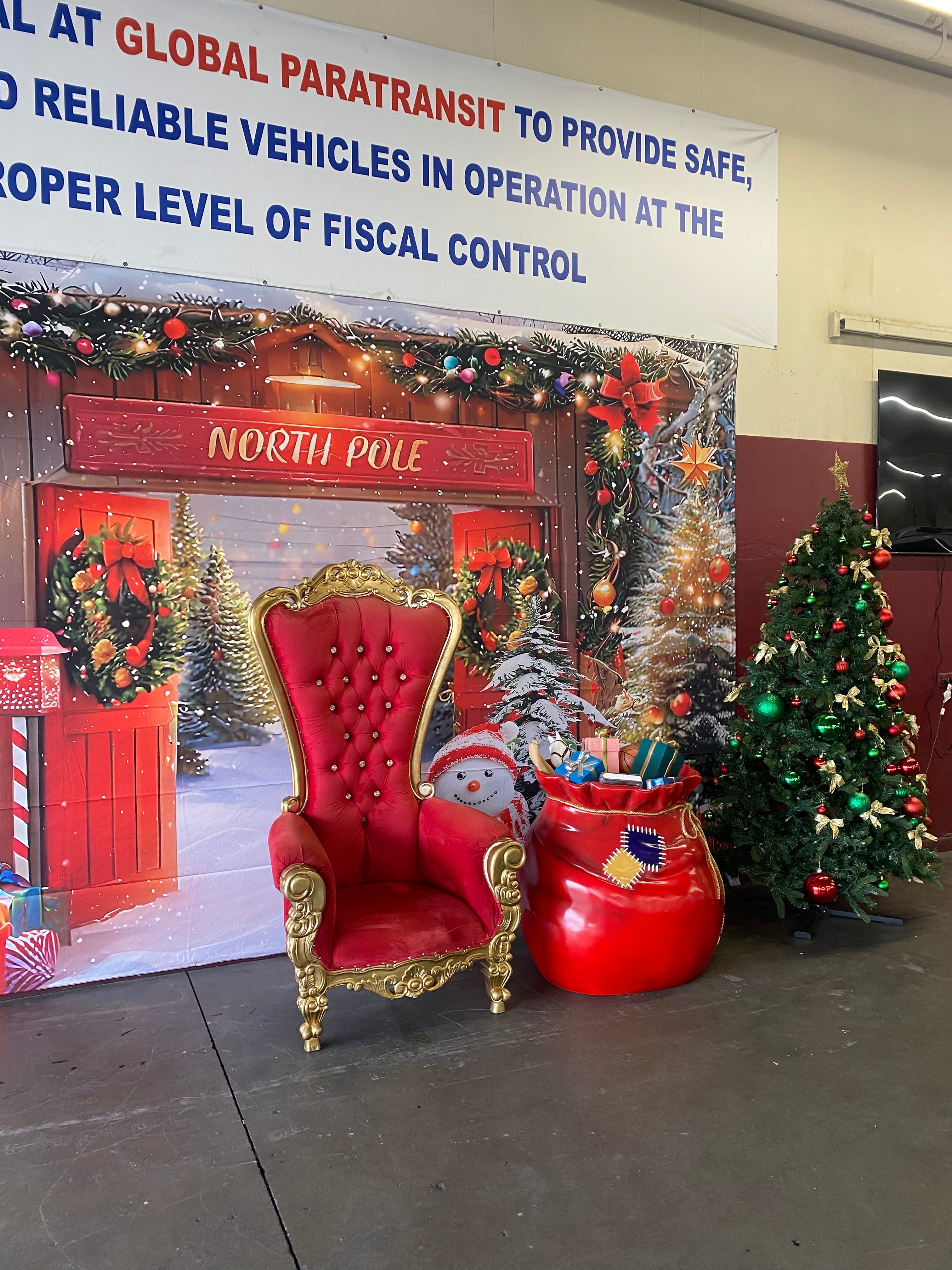 Adult Red/Gold Royal Throne Chair