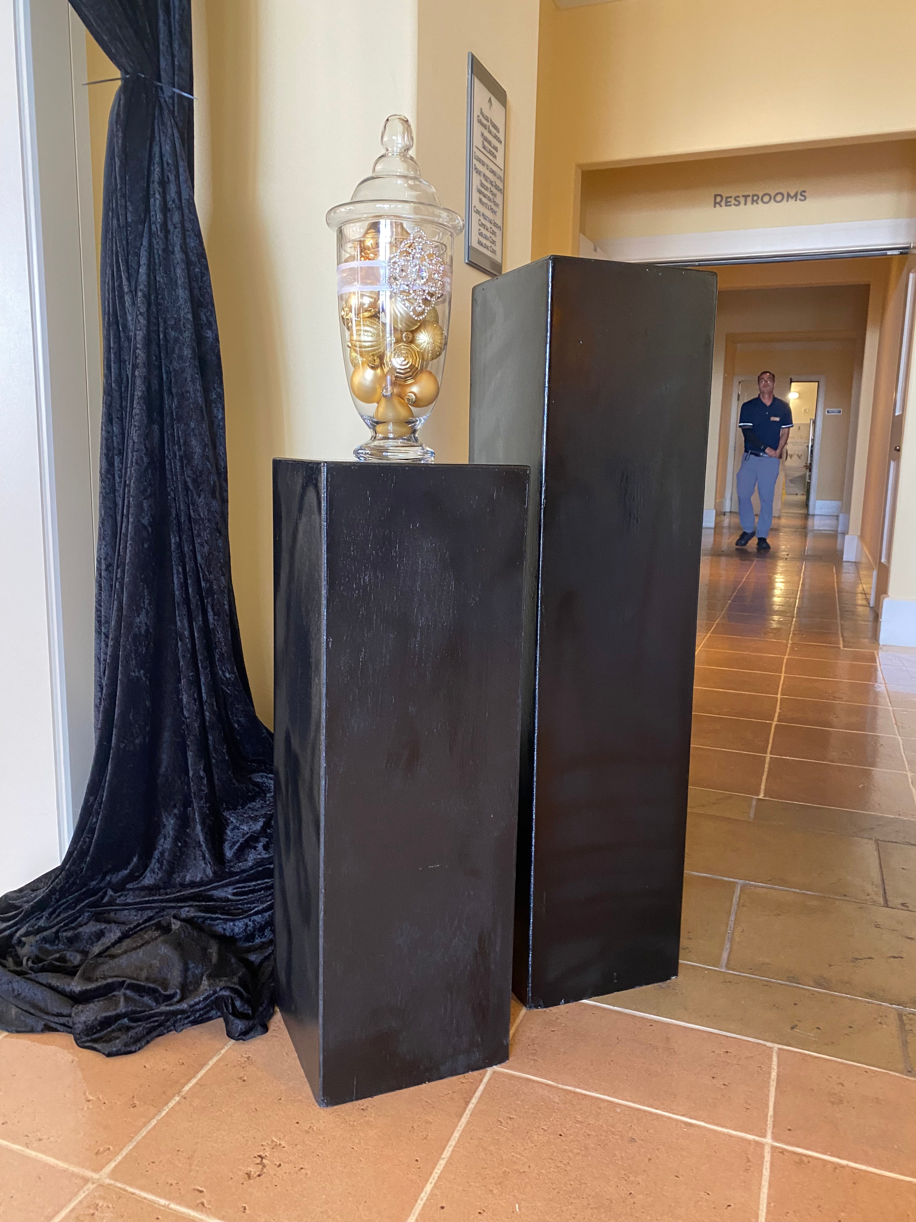 4 Foot Black Pedestal