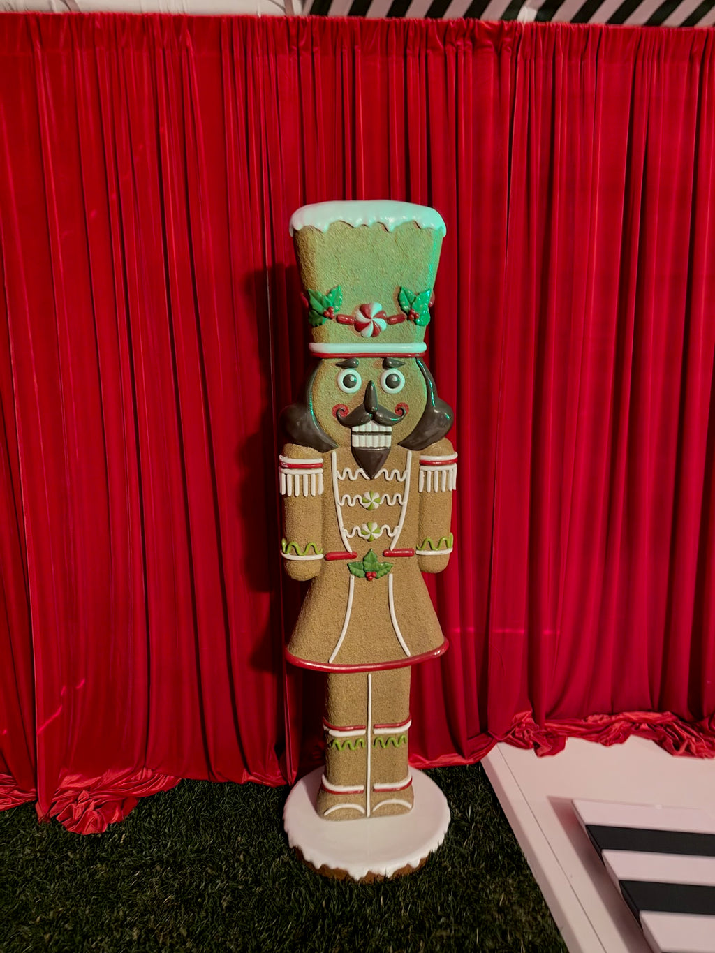 Gingerbread Man Nutcracker