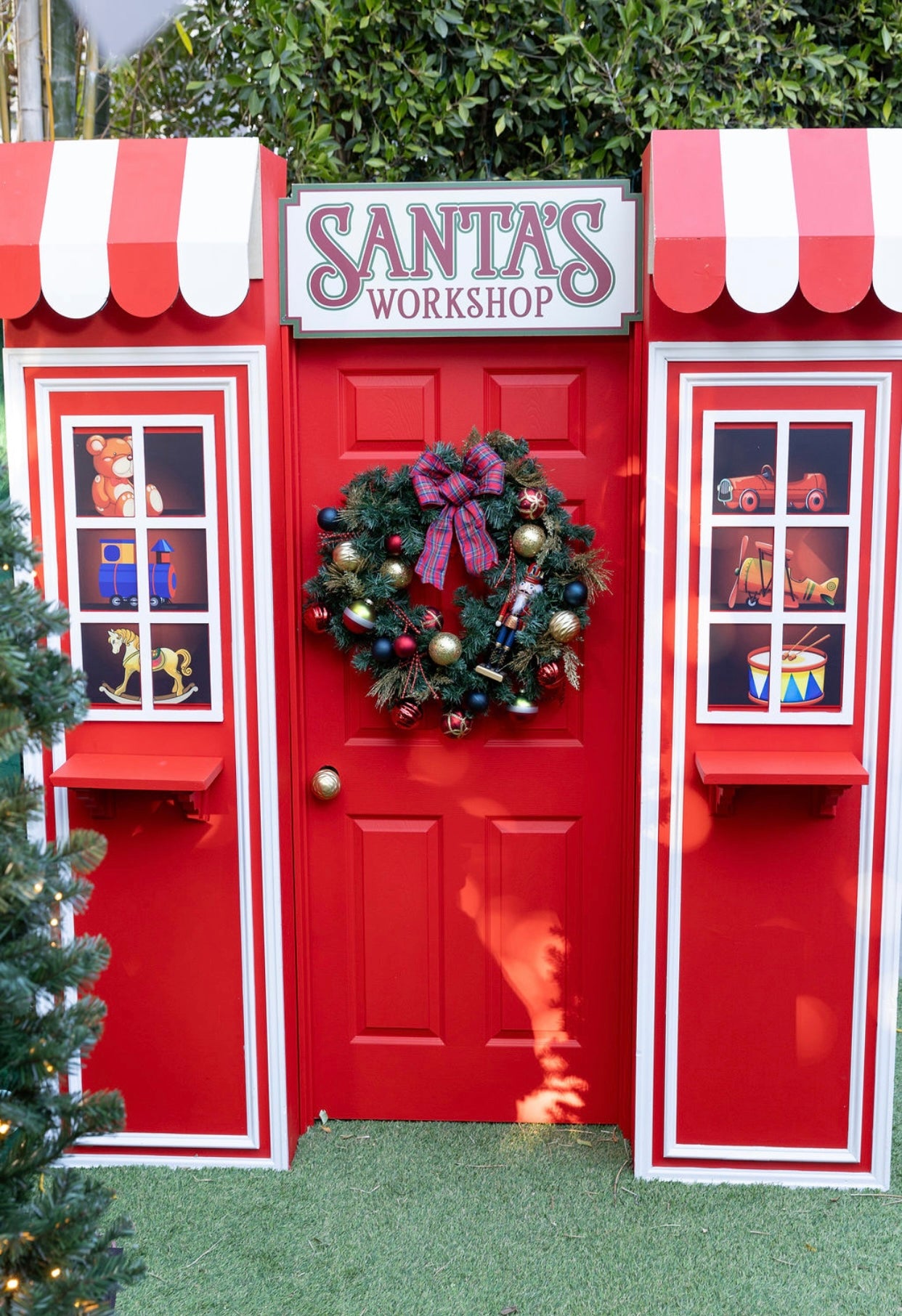 Santa’s Workshop Storefront