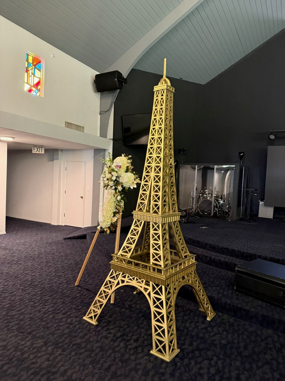 Large Gold Paris Eiffel Tower