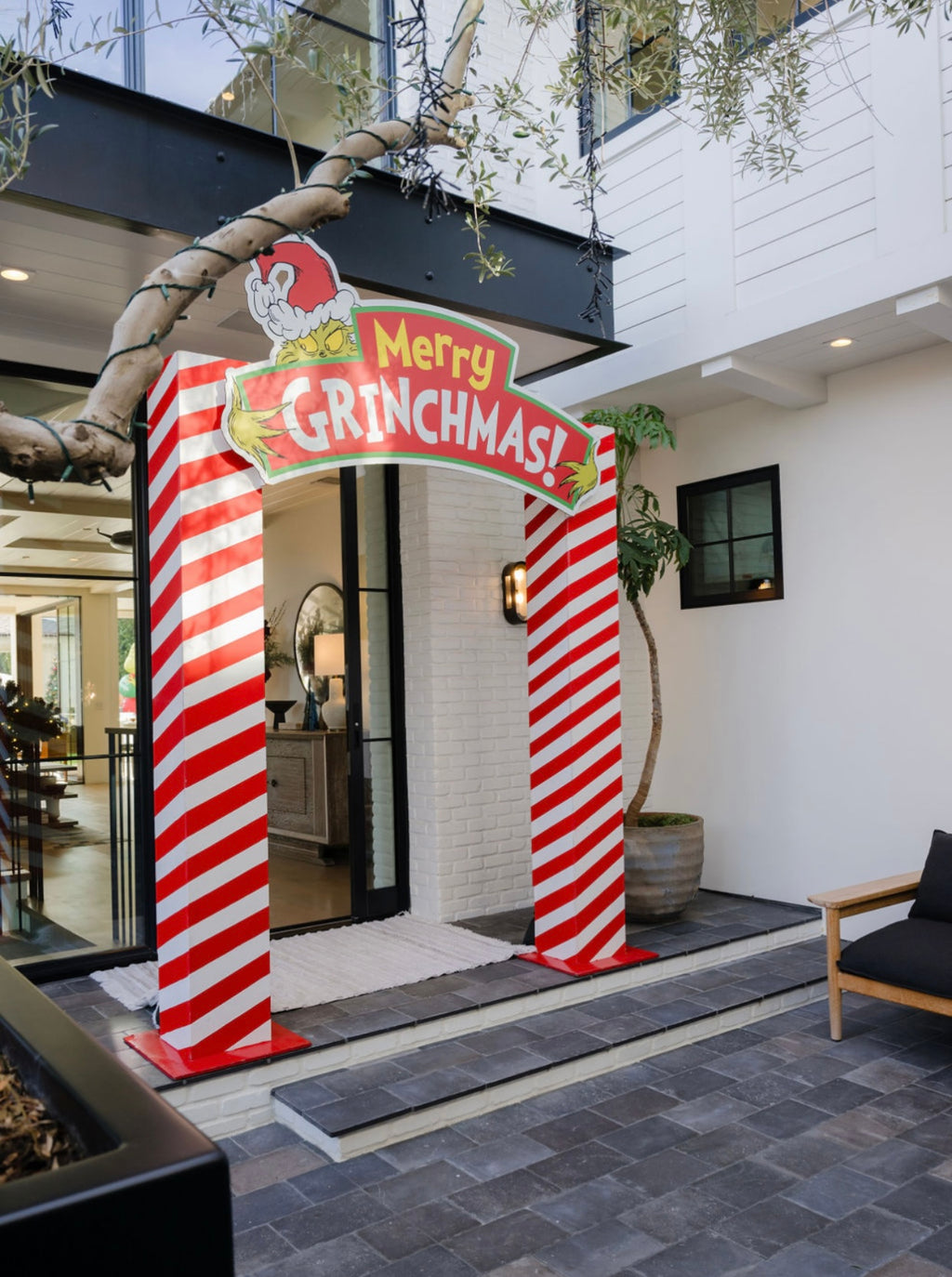 Merry Grinchmas Arch