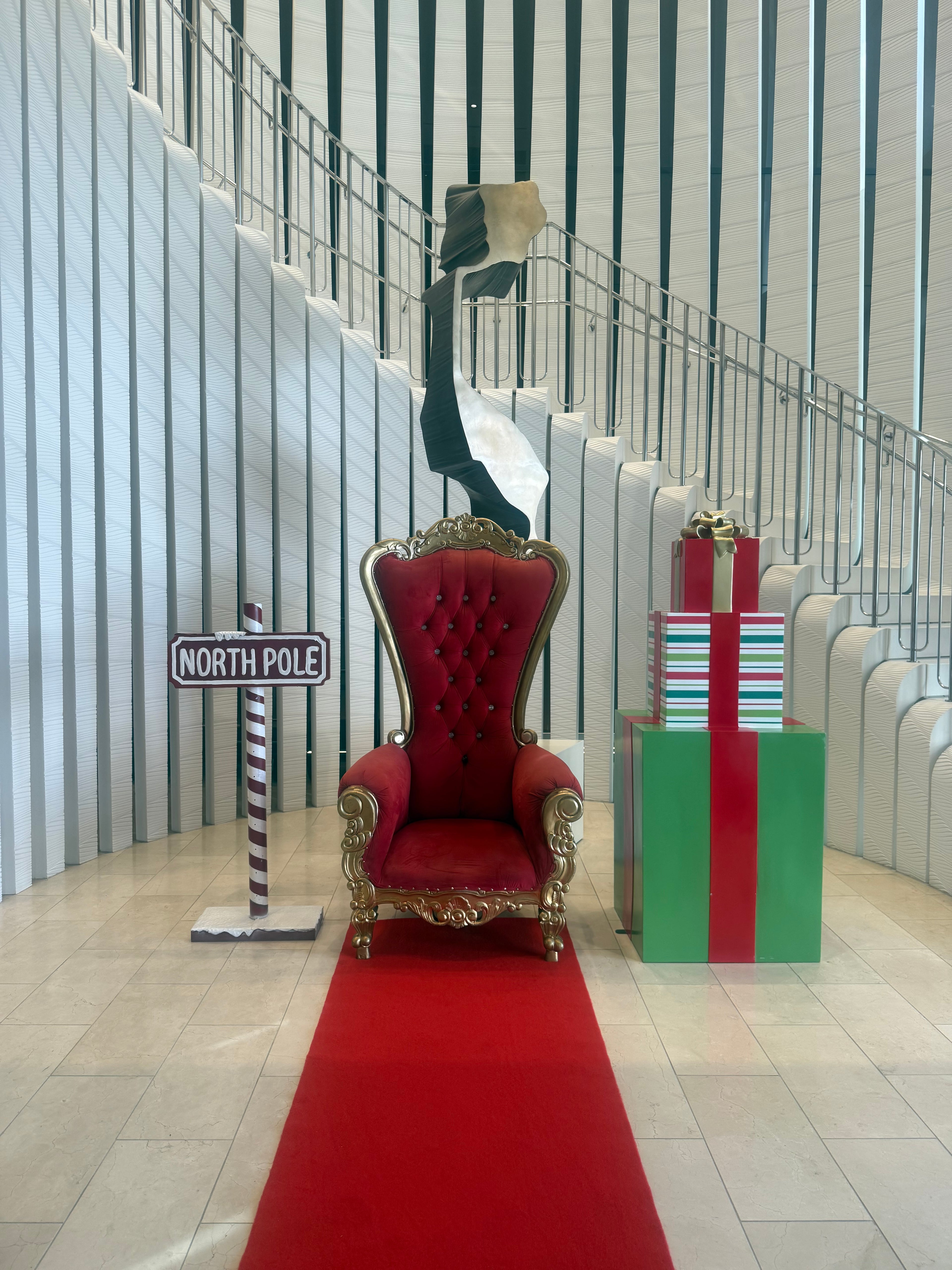 Adult Red/Gold Royal Throne Chair