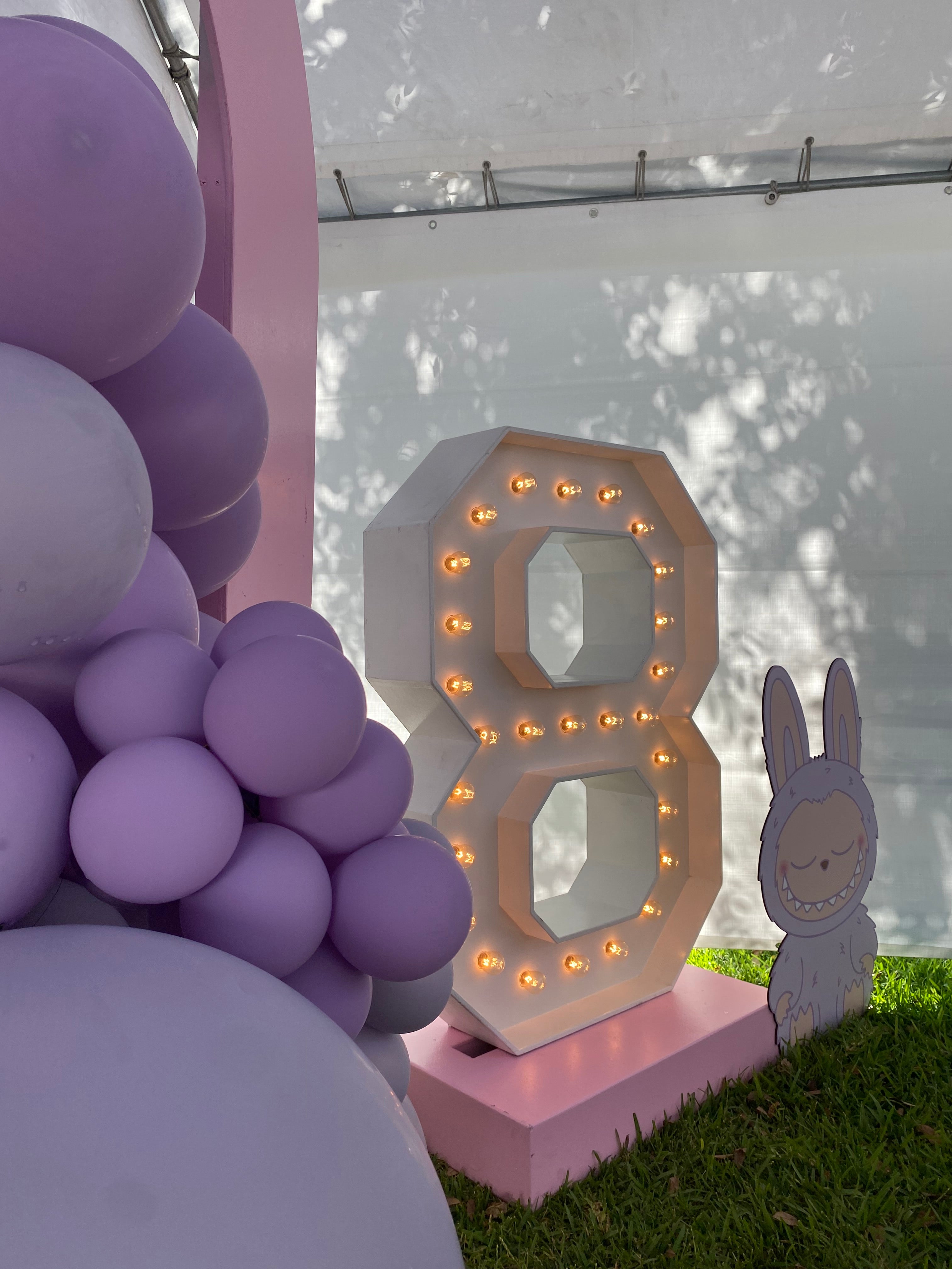 Marquee Number 8