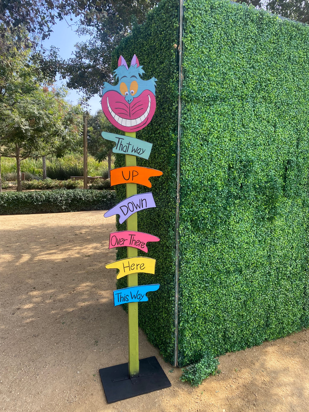 Alice & Wonderland Welcome Sign