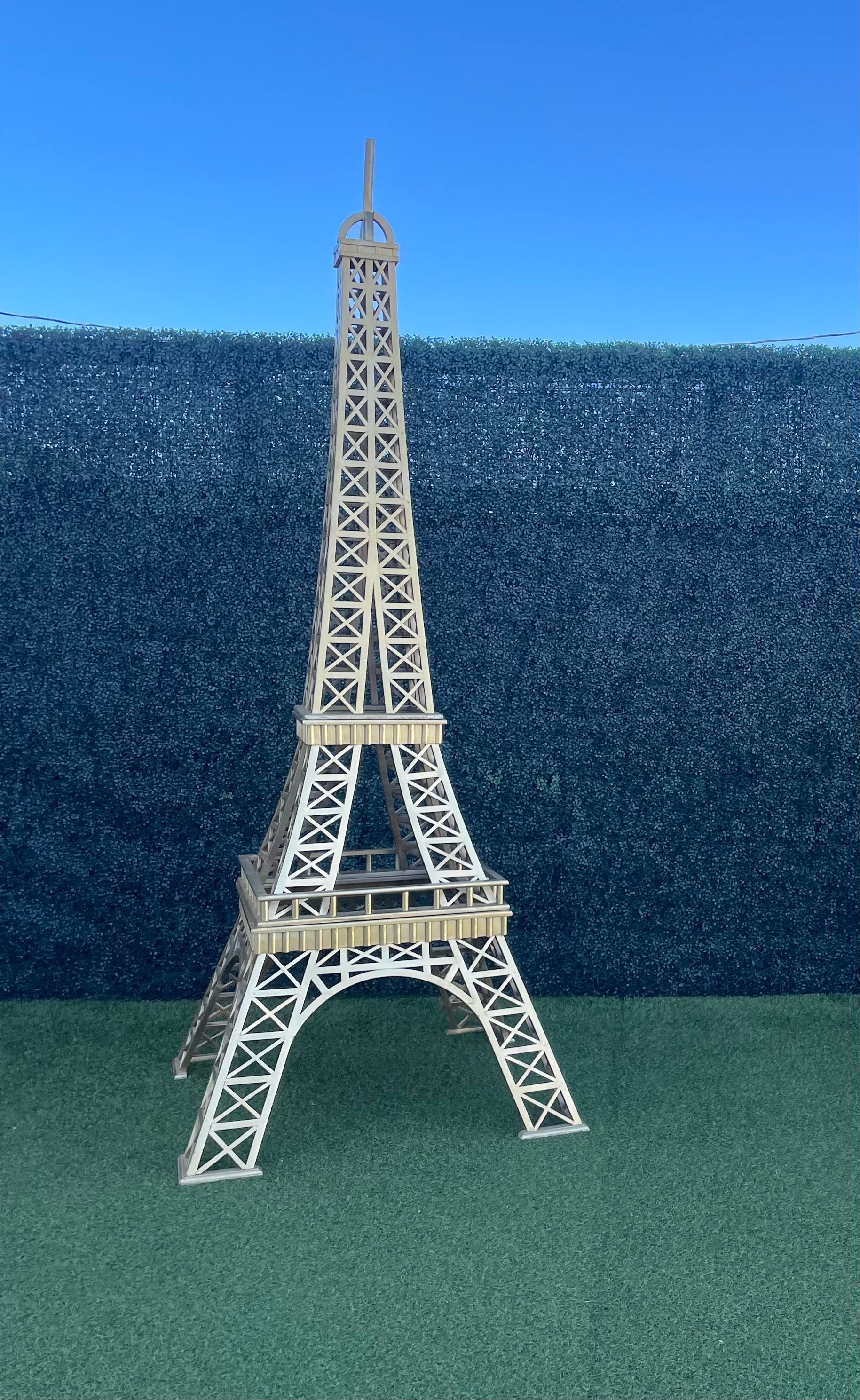 Large Gold Paris Eiffel Tower