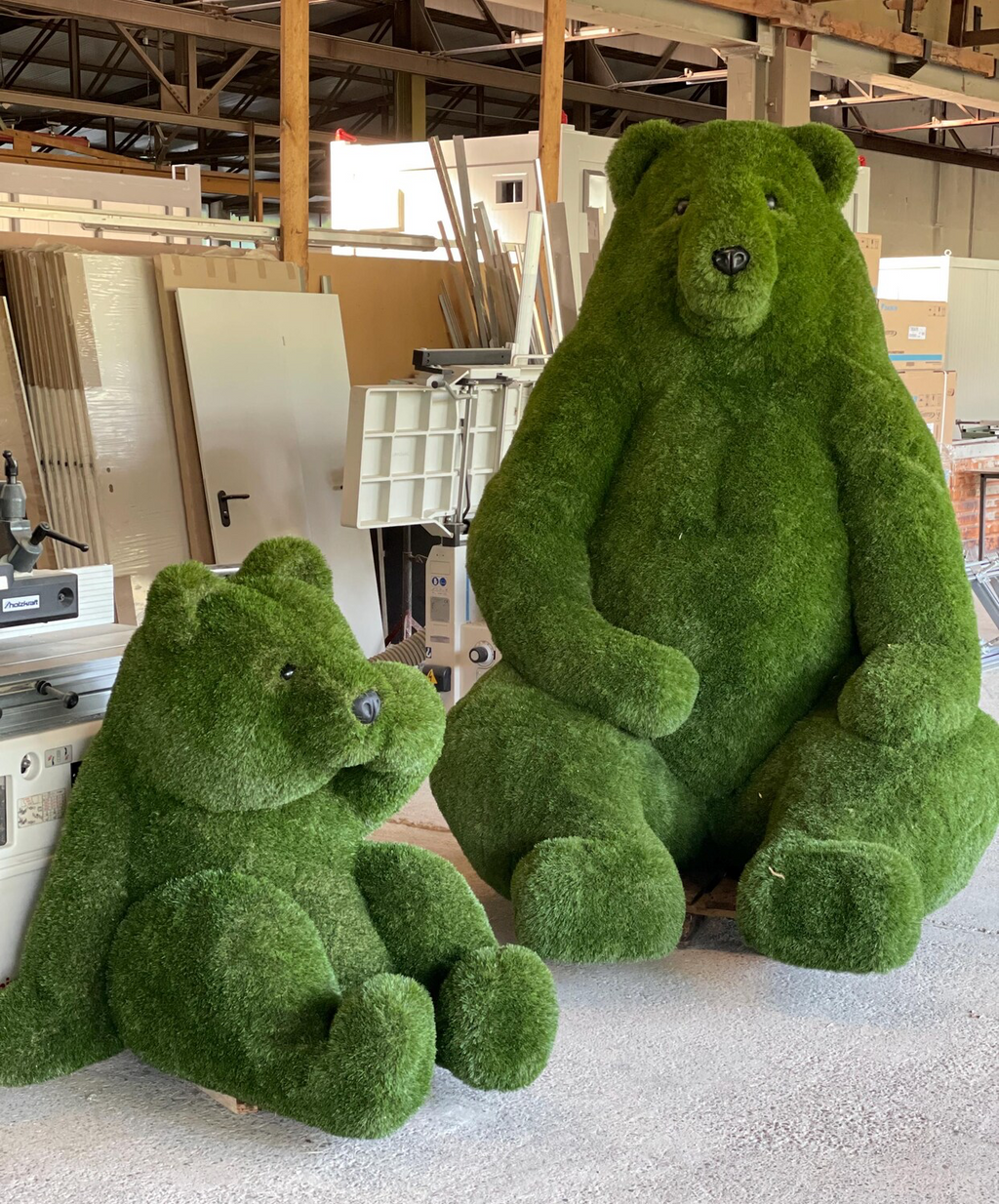 Adult & Baby Hedge Bears Set