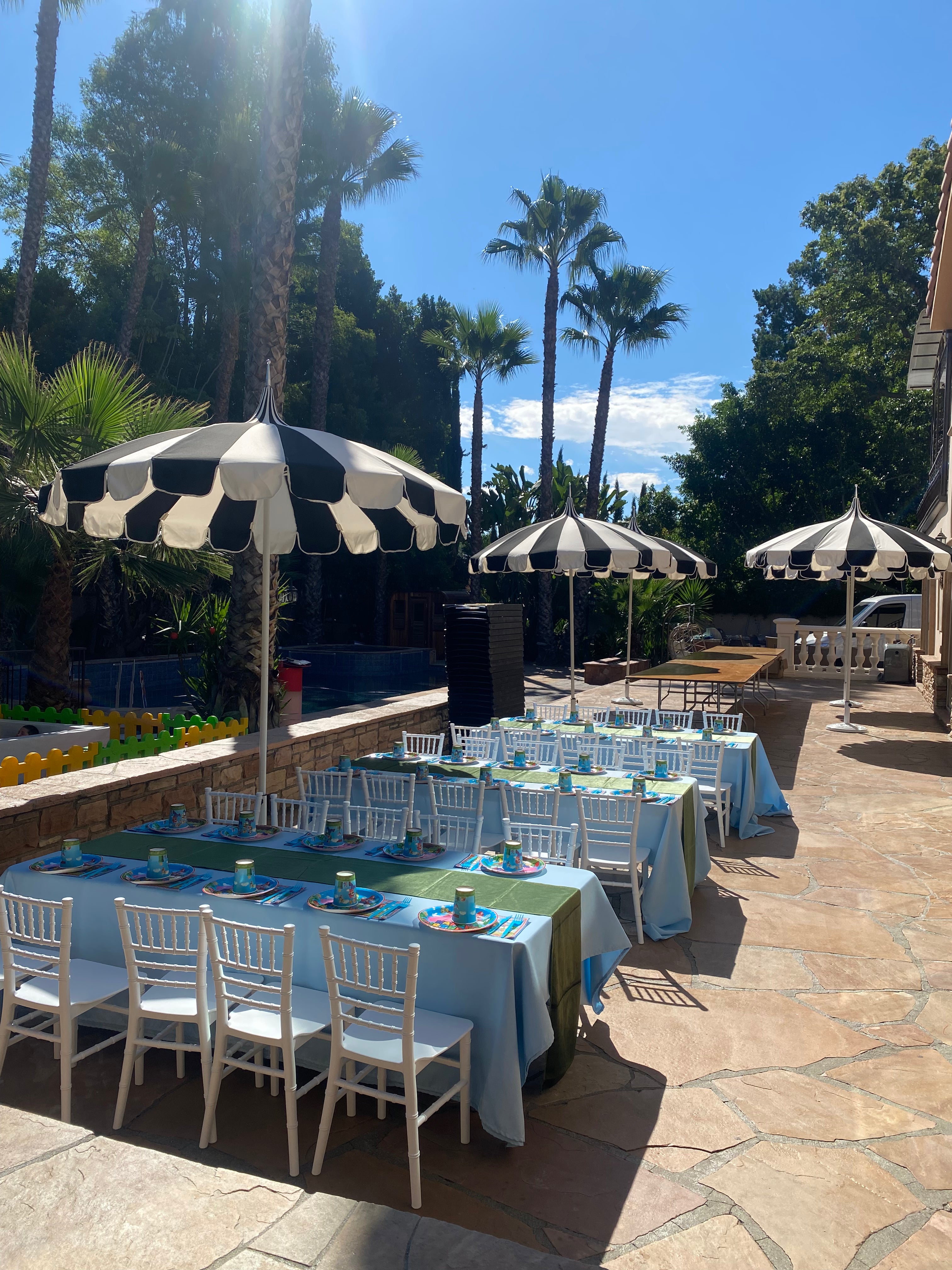 Black & White Umbrella With Base