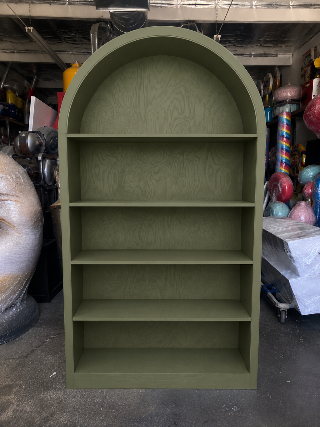 3D Forest Green Arch With Shelves