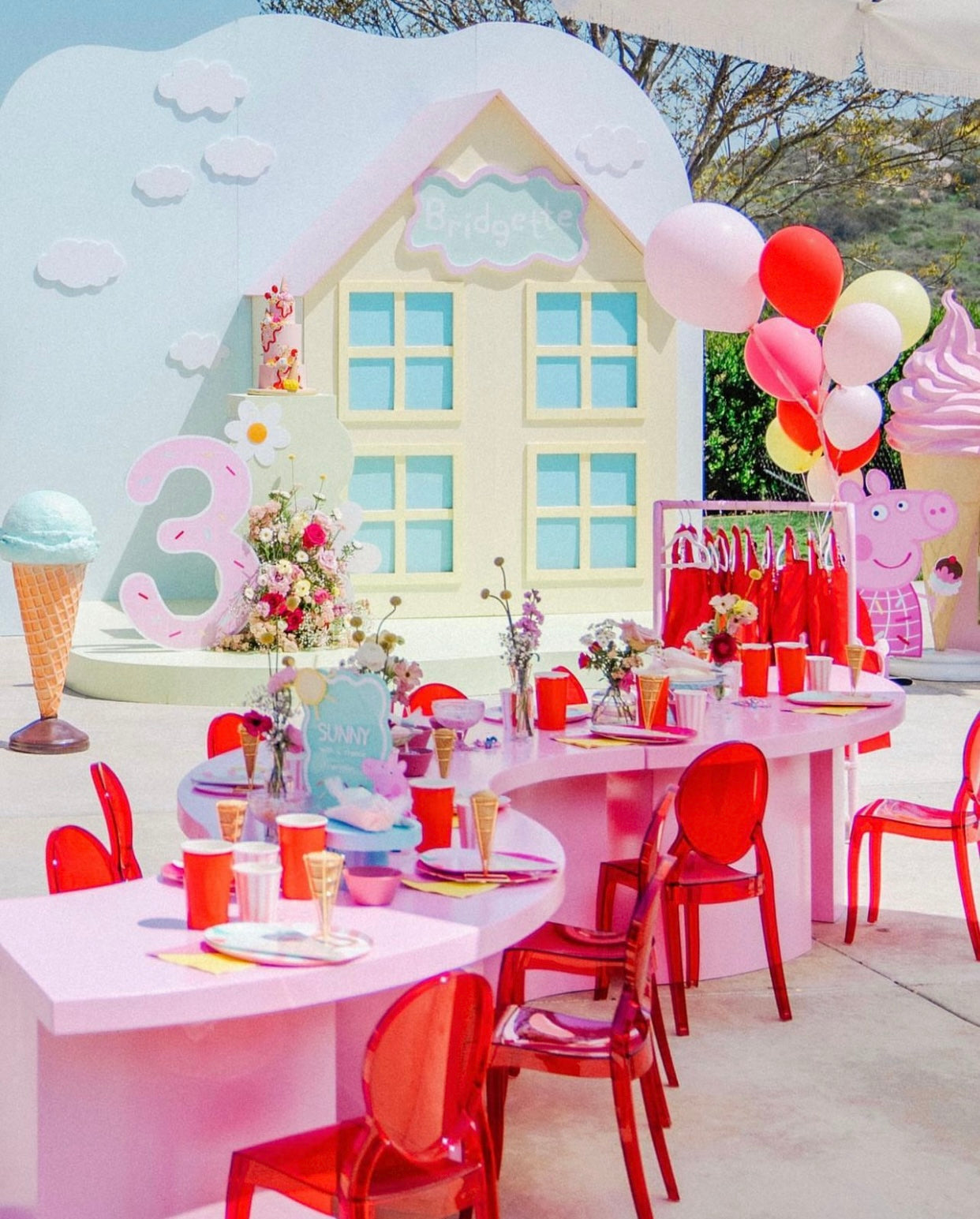 Kids Light Pink Serpentine Table