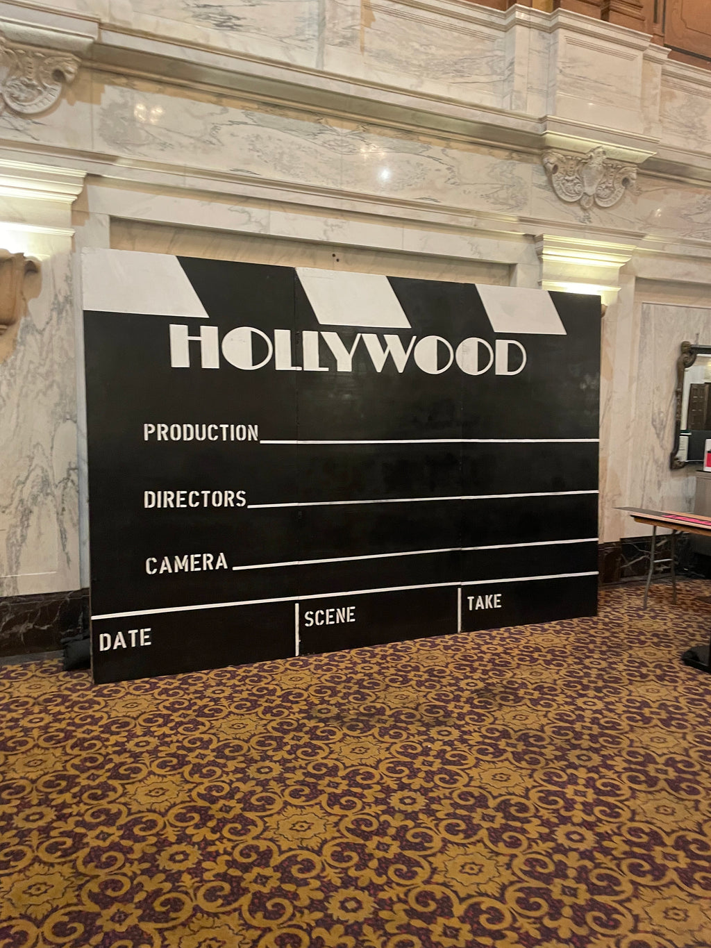 Giant Clap Board