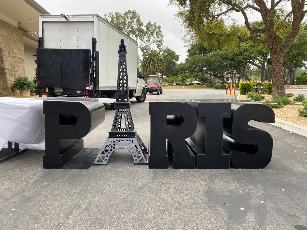 Paris Table