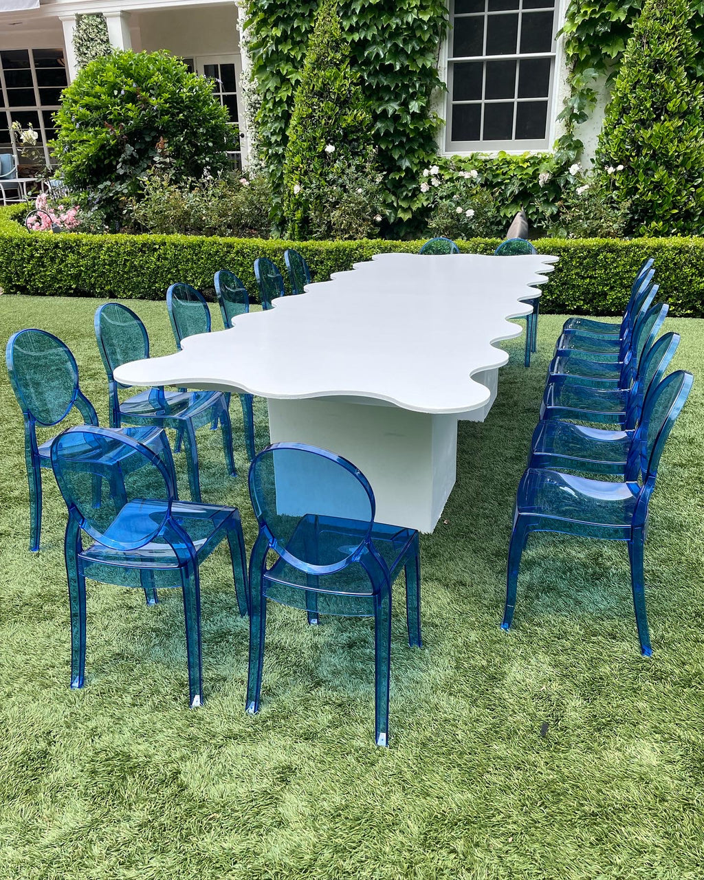 Kids White Wavy Table