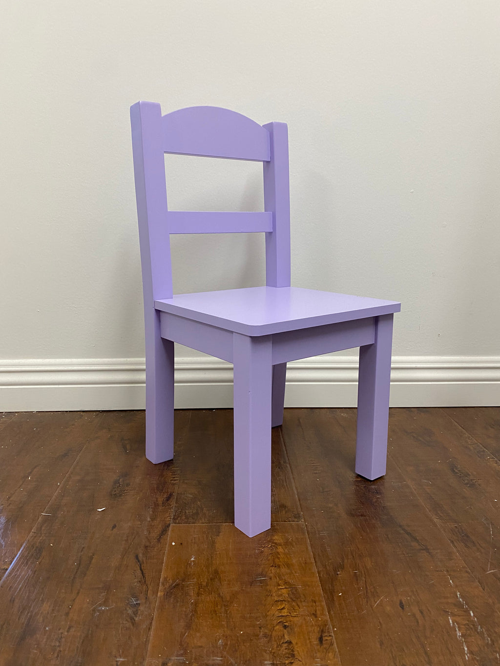 Kids Lavender Aztlan Chair