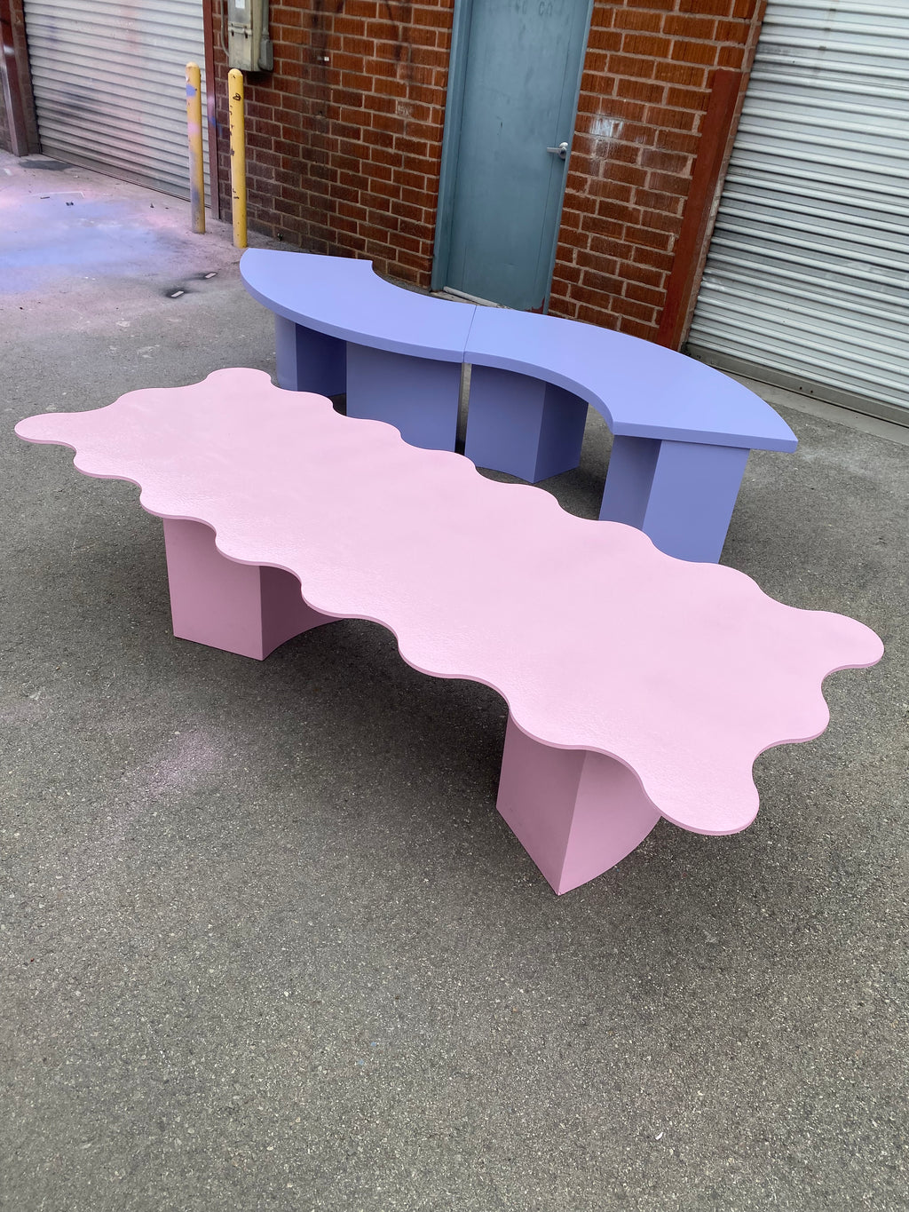 Kids Light Pink Wavy Table