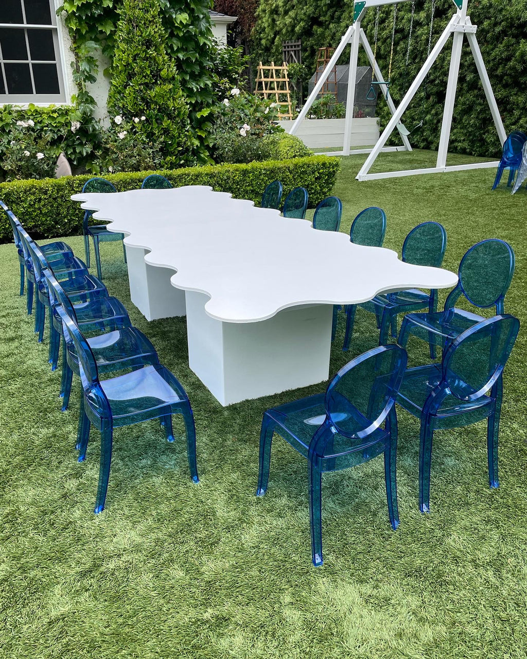 Kids White Wavy Table