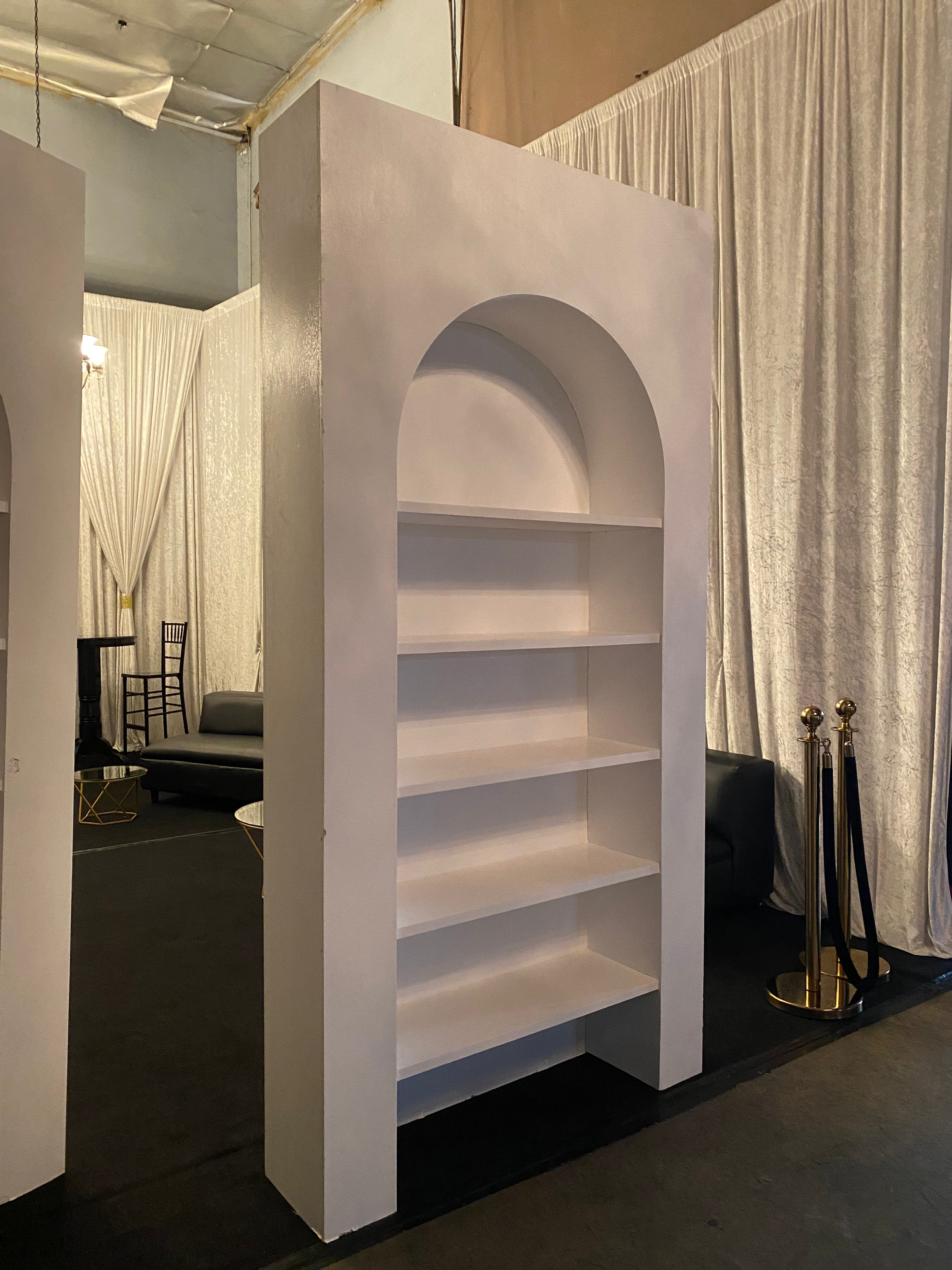 3D White Arch With Shelves