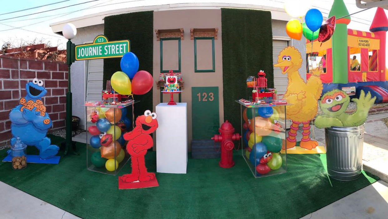 Elmo Wood Cut Out Standee