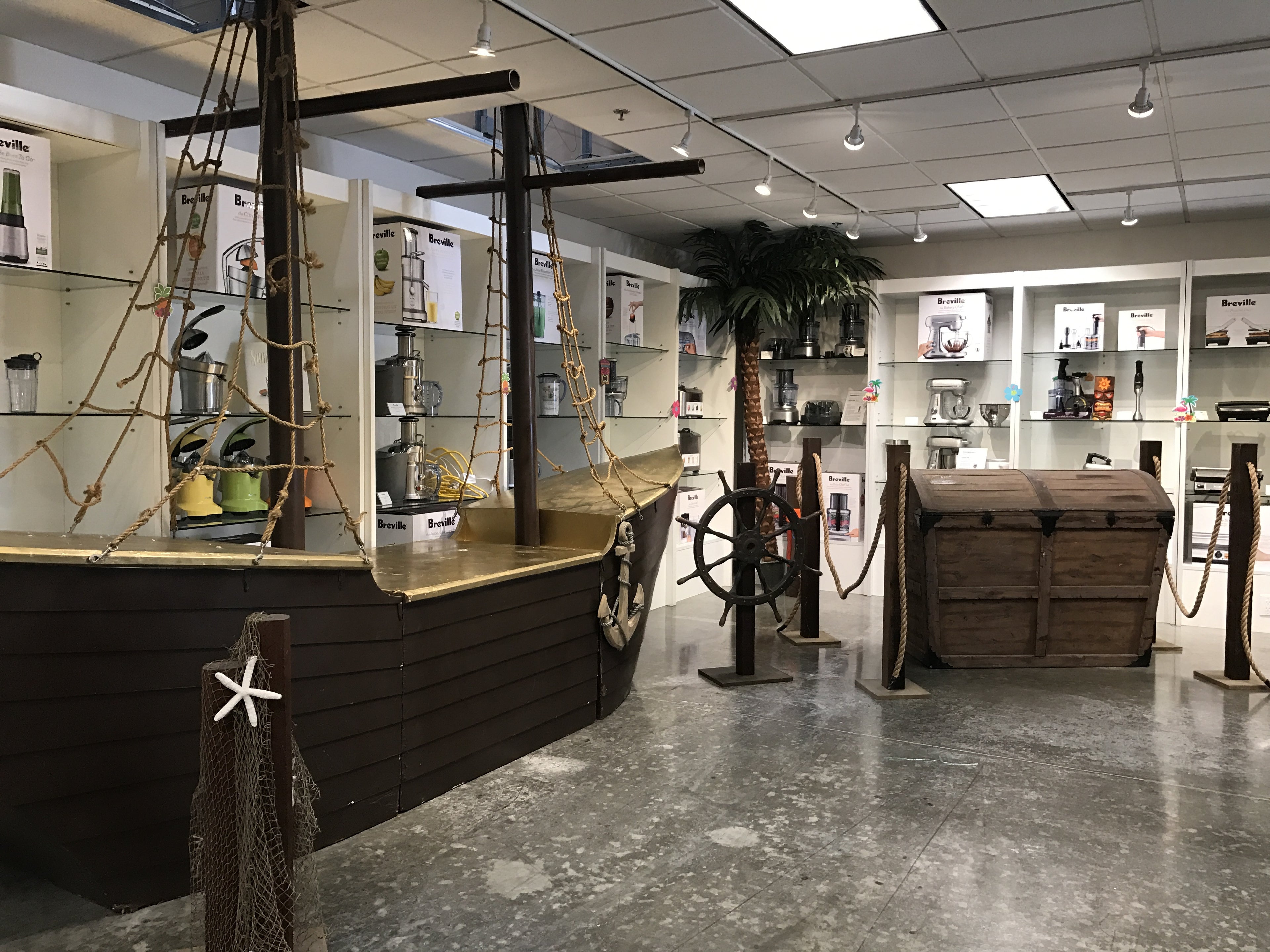 Giant Treasure Chest