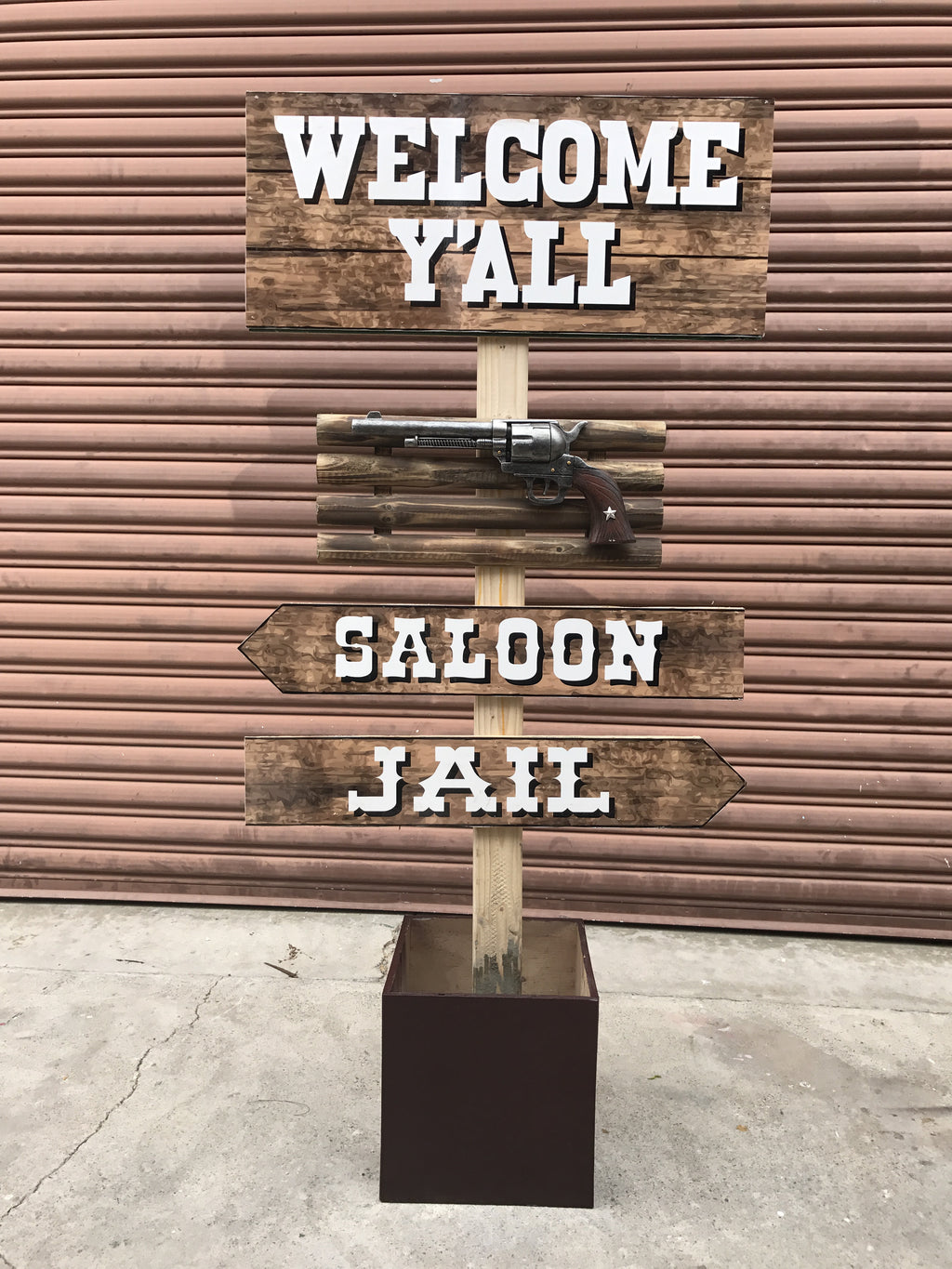 Western Welcome Sign