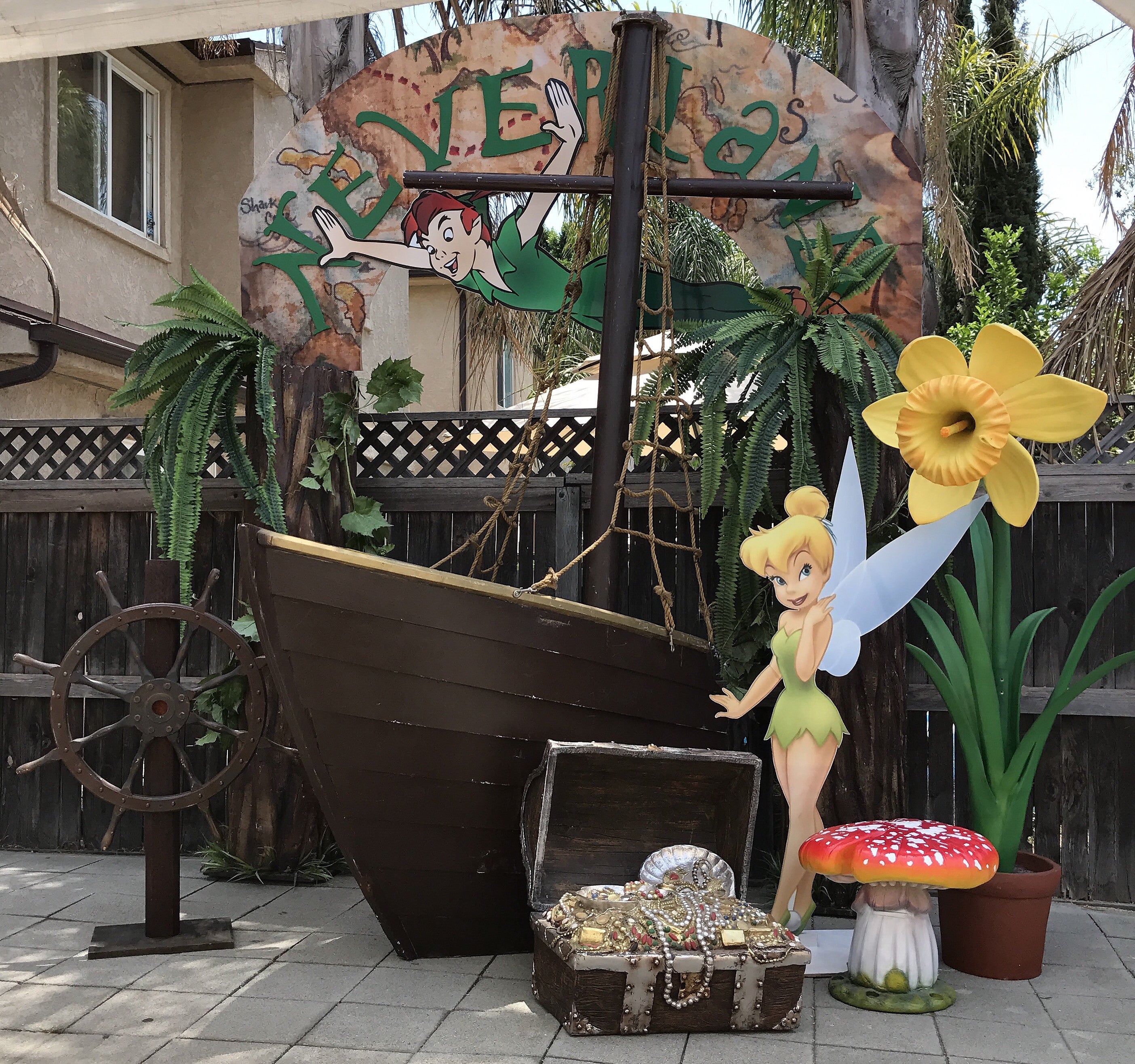 Red & White Top Mushroom Stool