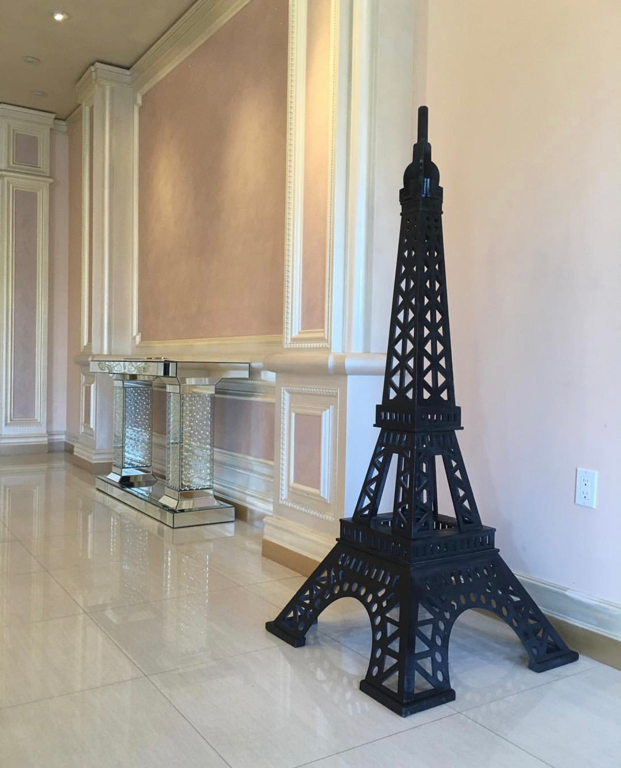 Black Paris Eiffel Tower