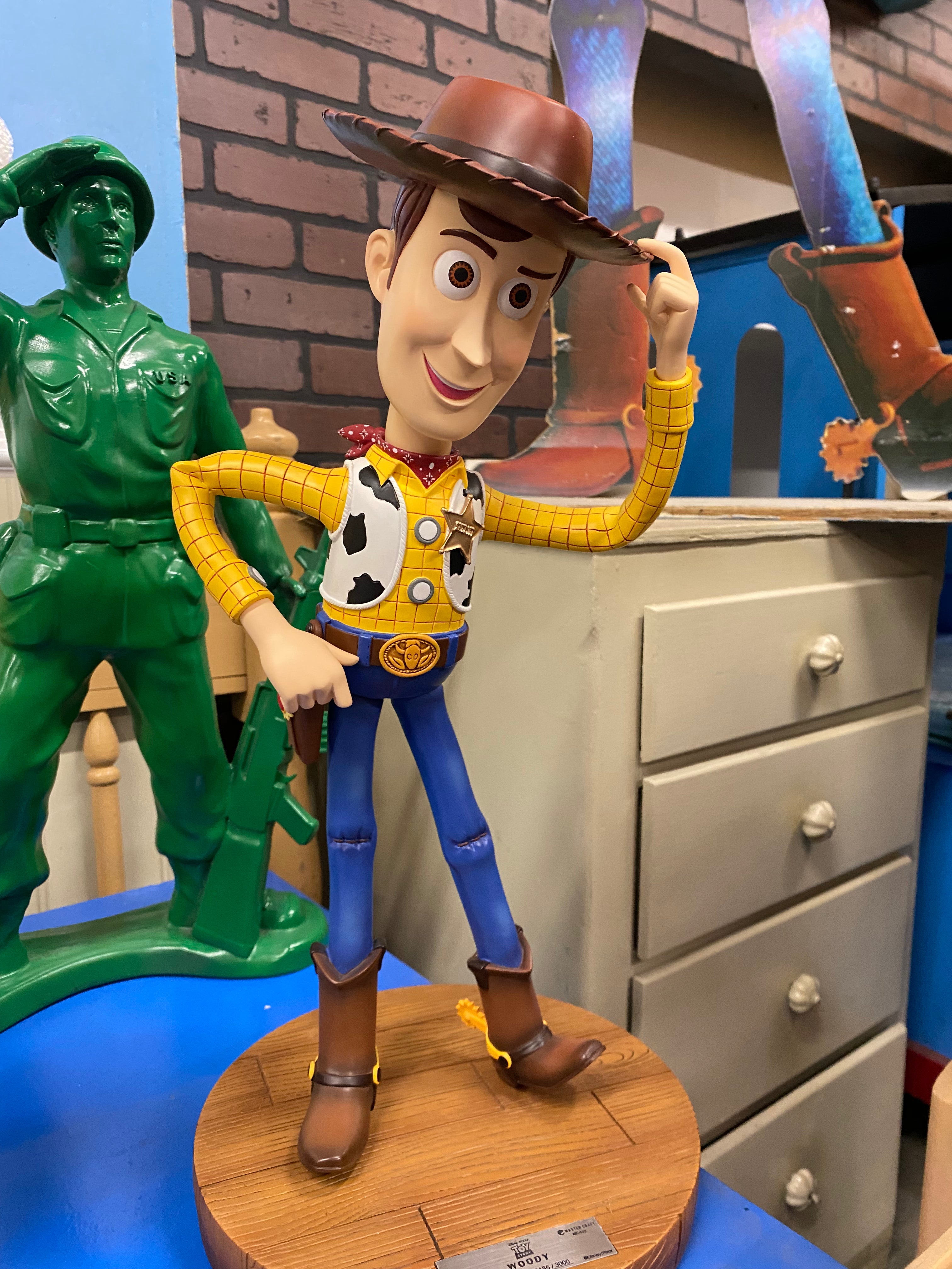 Table Top Woody