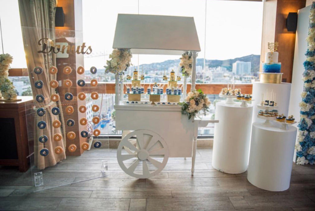 4 Foot White Cylinder