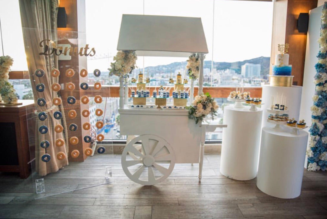 4 Foot White Cylinder