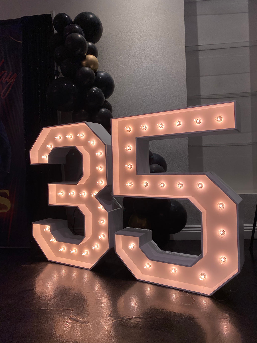 Marquee Number 5
