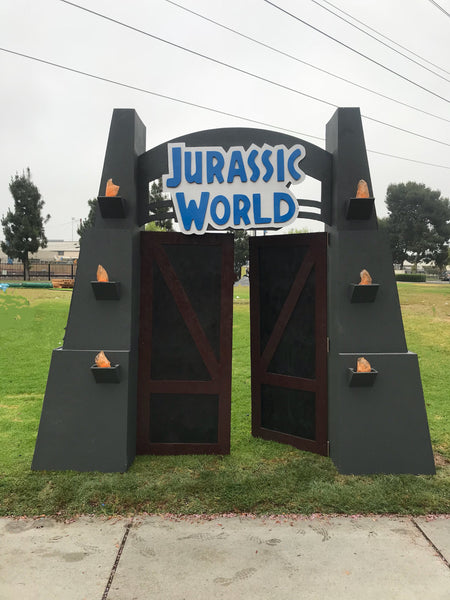 Jurassic World Arch – Platinum Prop House, Inc.