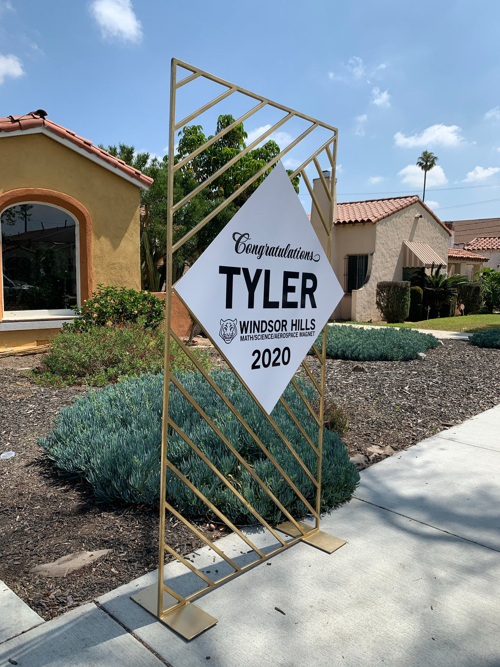 Rectangular Gold Screen