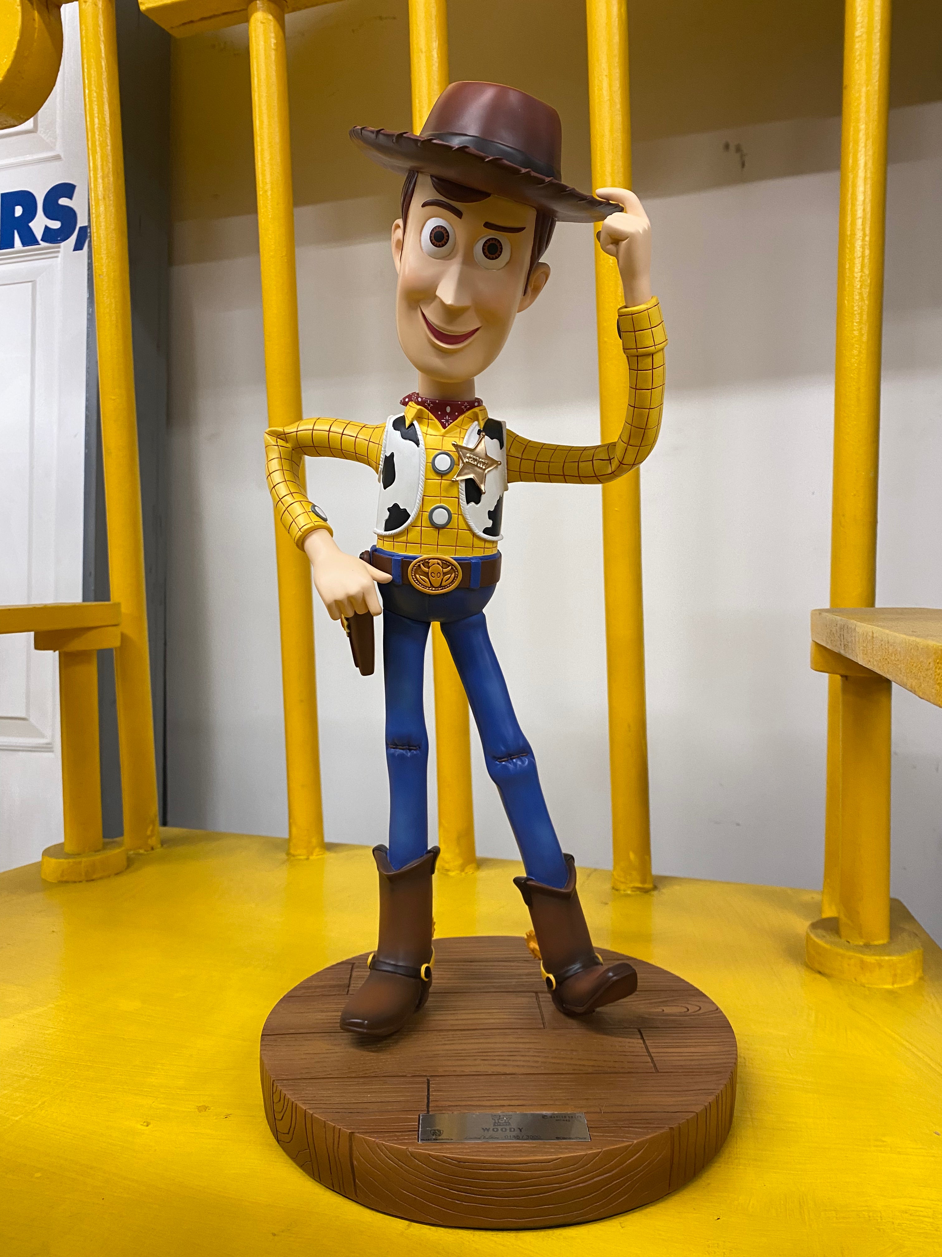 Table Top Woody