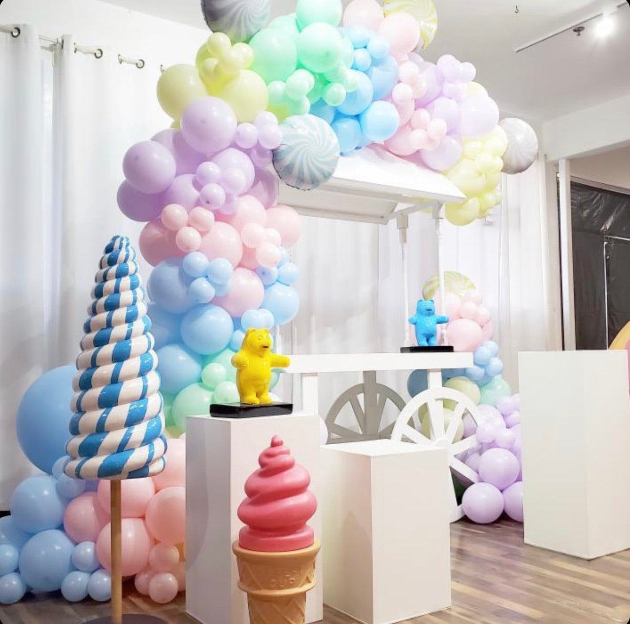 Blue Twister Cone Lollipop