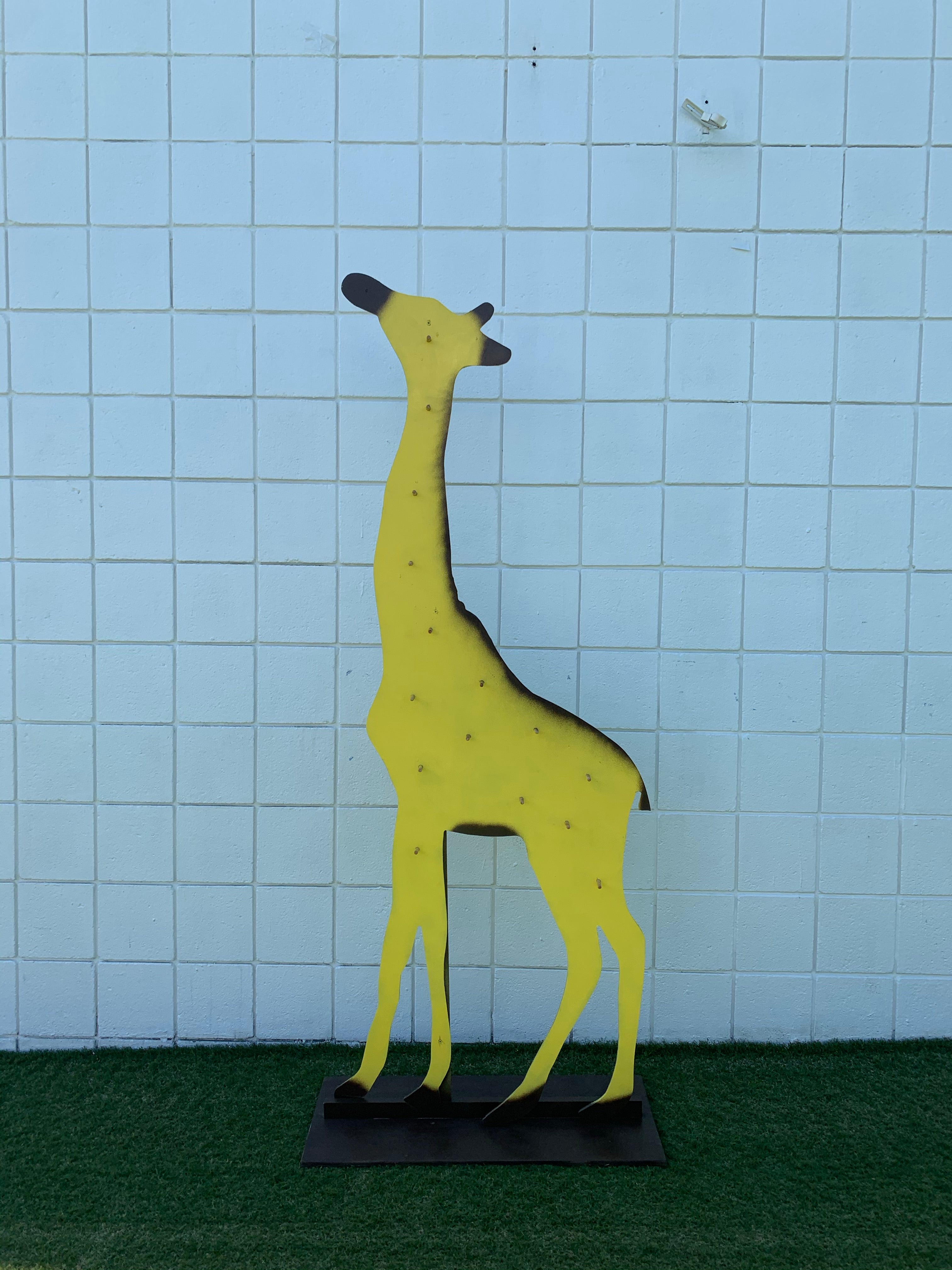 6 Foot Donut Wall Giraffe