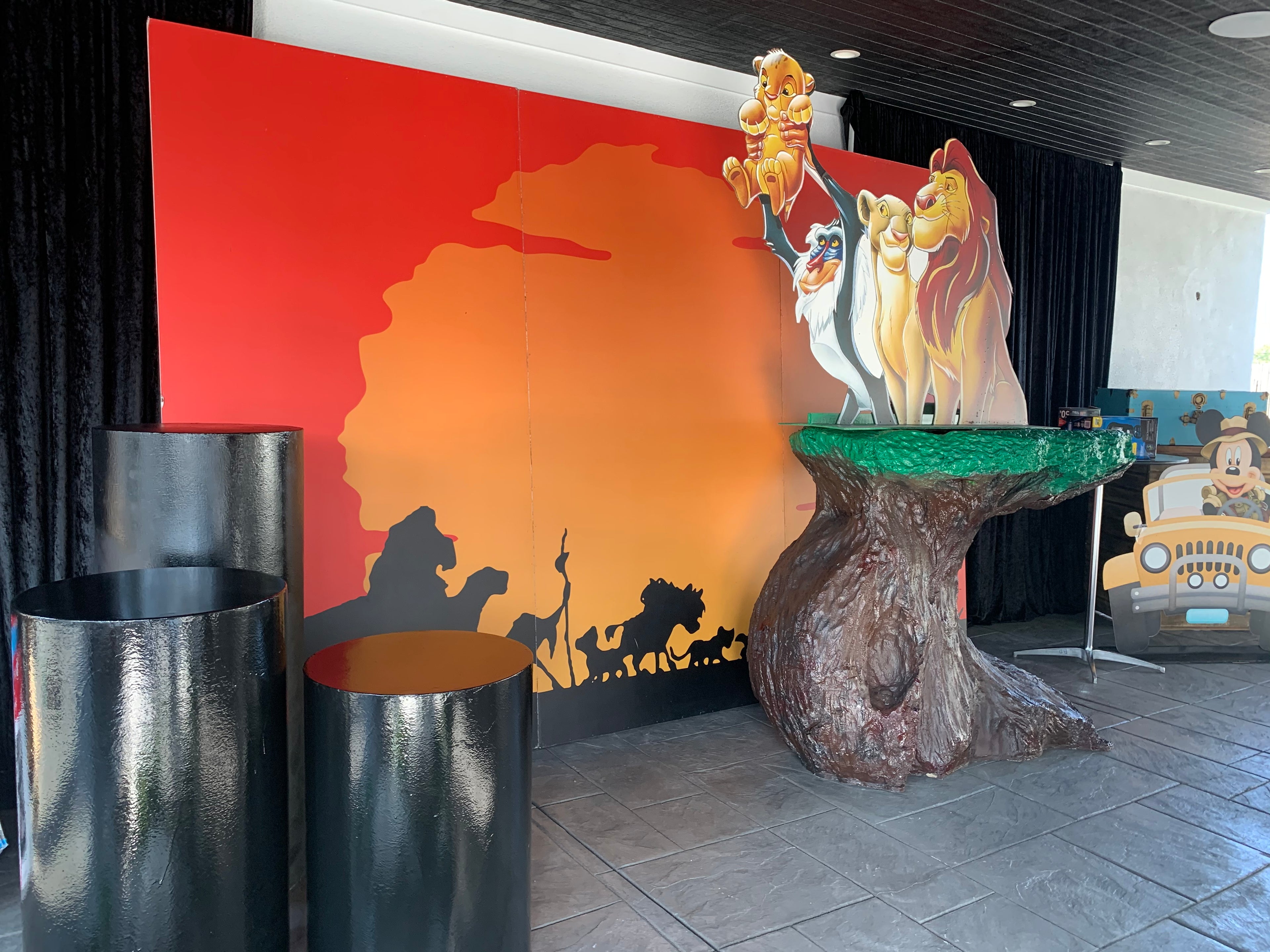 3 Foot Black Cylinder Table