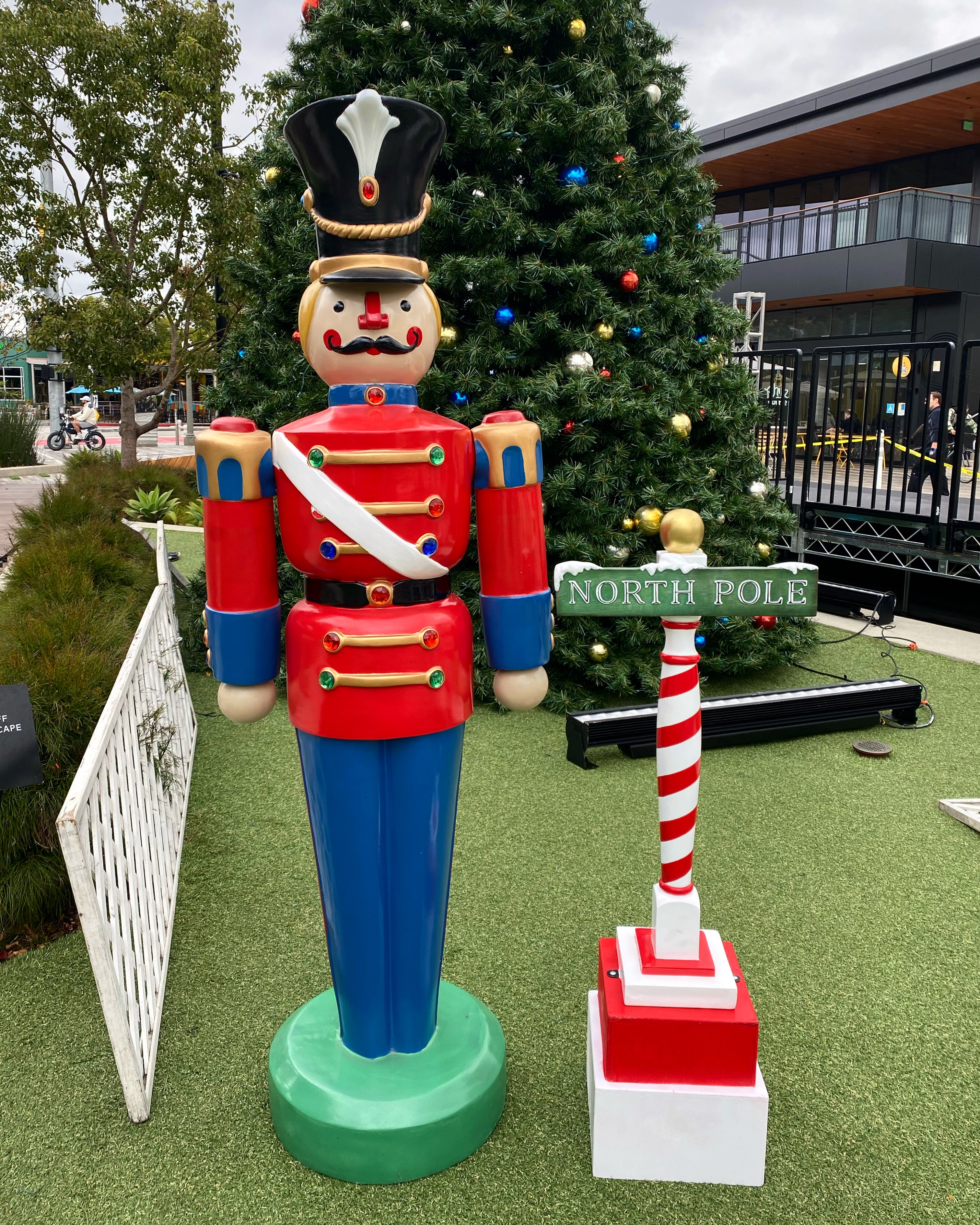 Small Green North Pole Sign