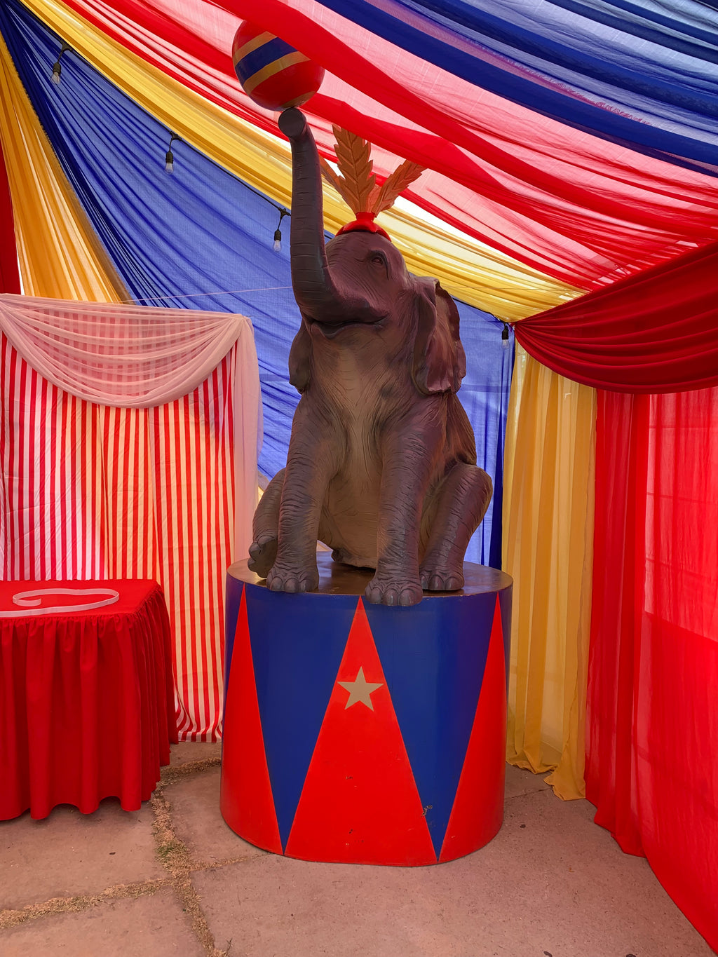 Circus / Carnival Table