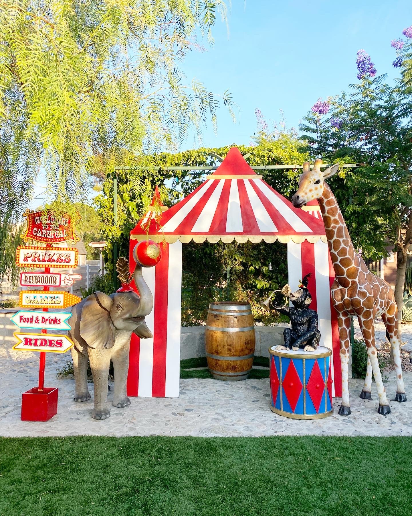 Red Carnival Welcome Sign