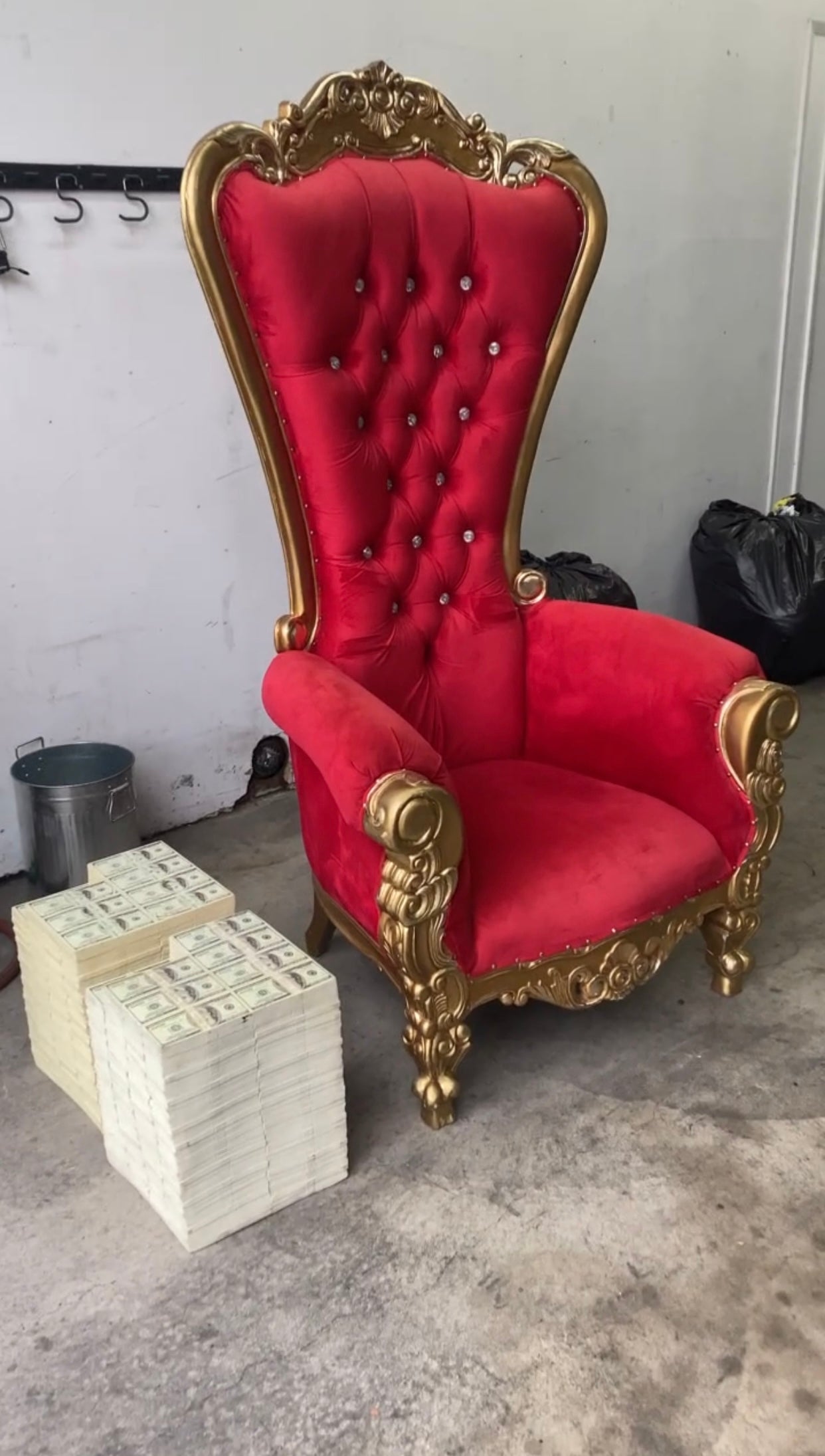Adult Red/Gold Royal Throne Chair