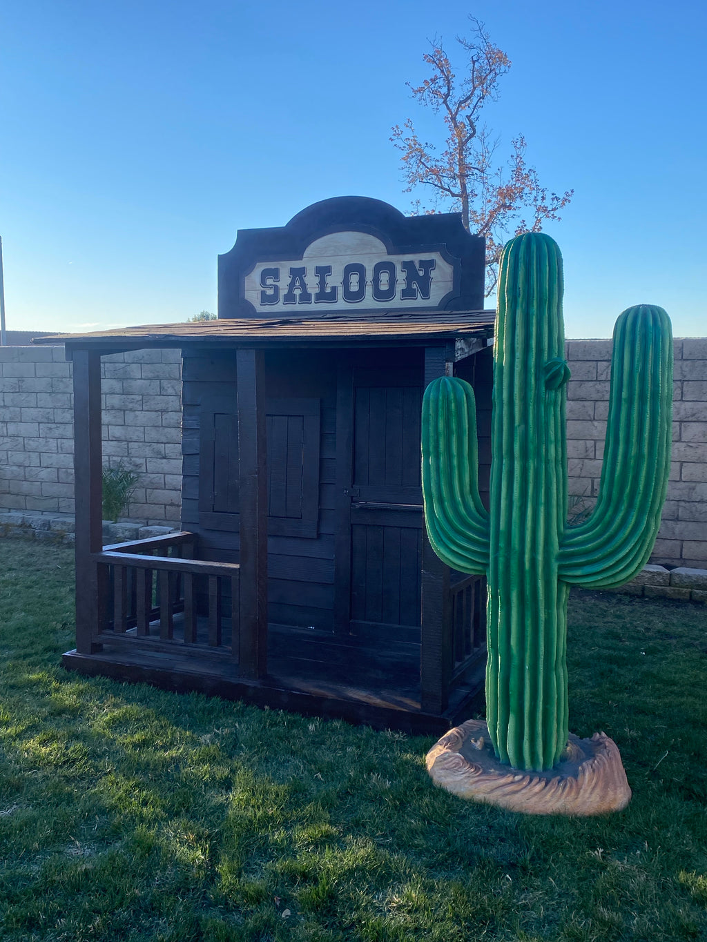 Western Saloon
