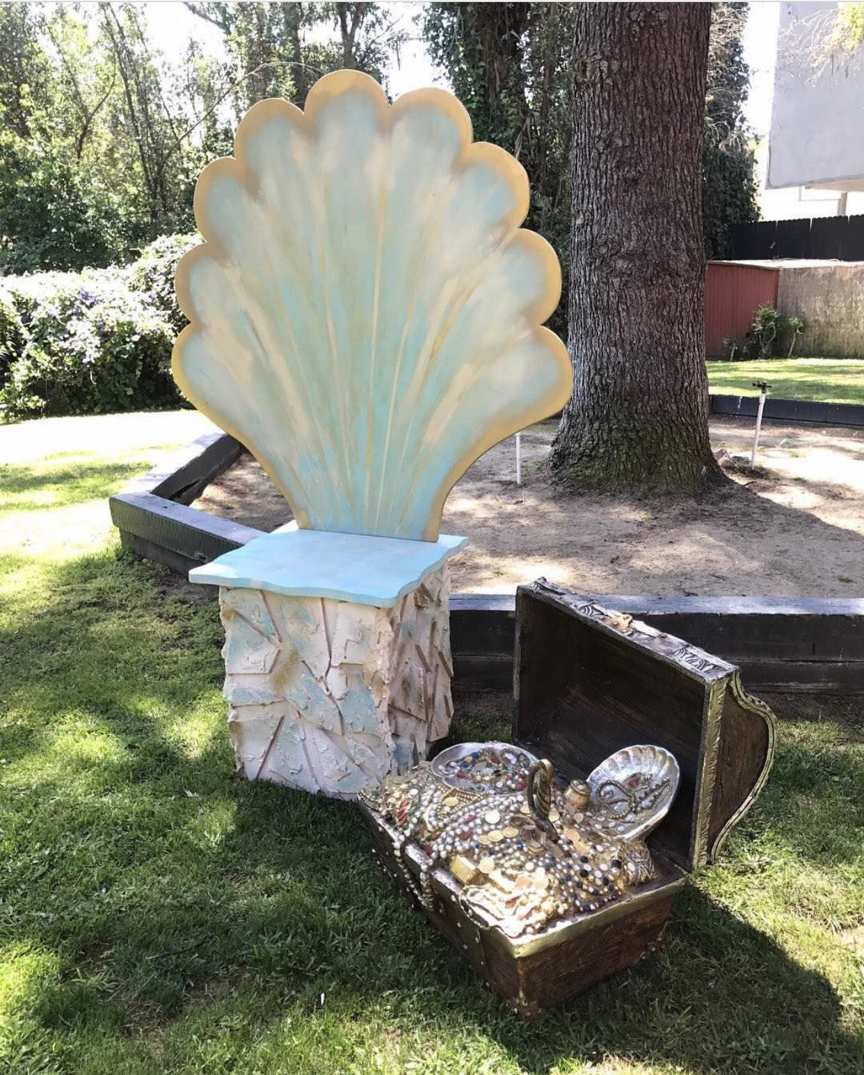 Giant Seashell Chair